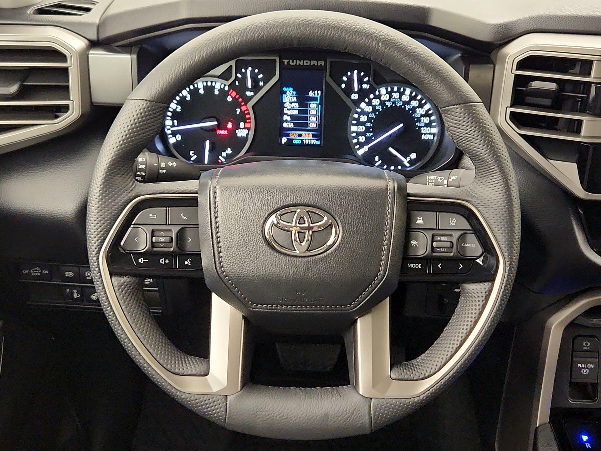 Thumbnail: 2024 Toyota Tundra - 10