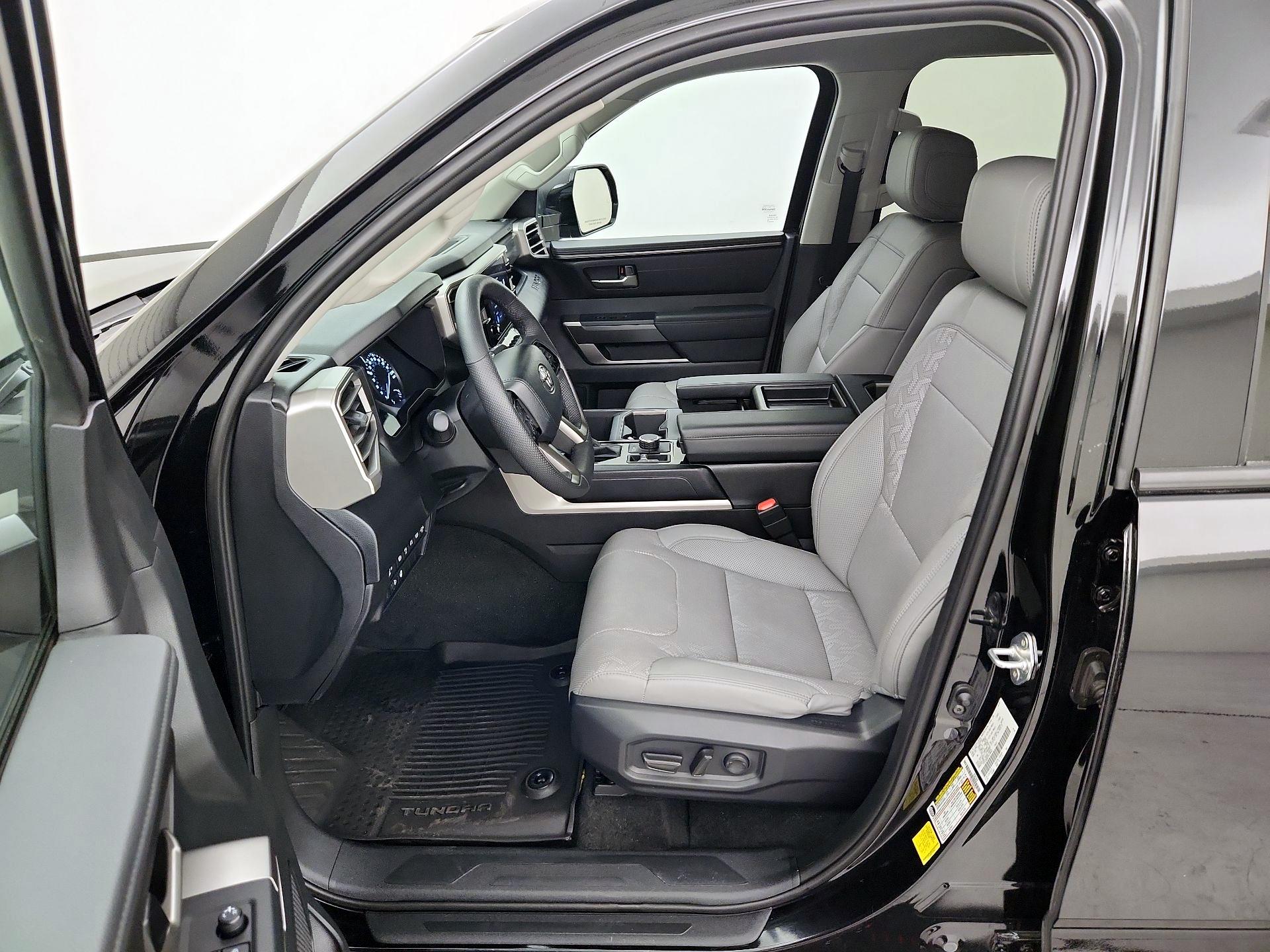 Thumbnail: 2024 Toyota Tundra - 11