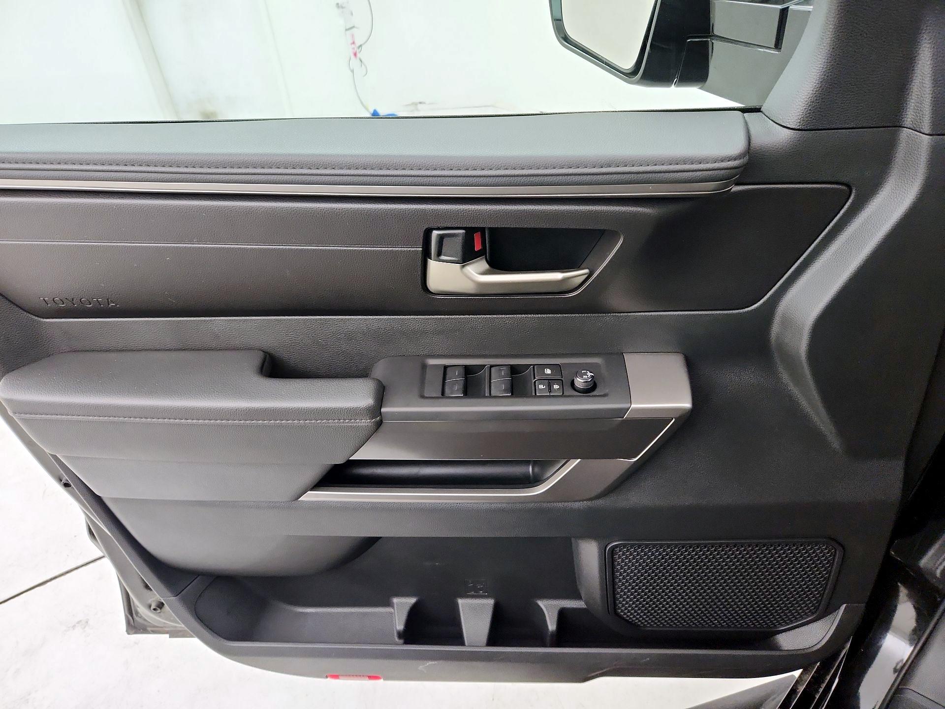 Thumbnail: 2024 Toyota Tundra - 12