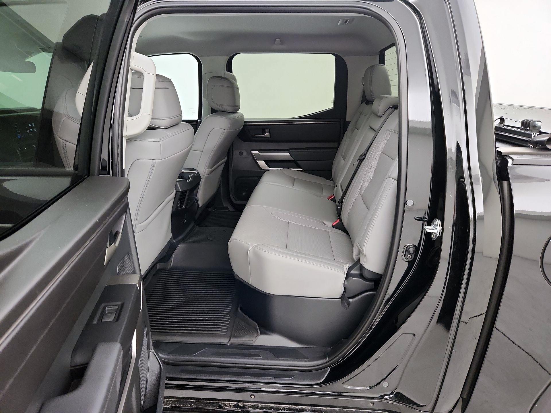 Thumbnail: 2024 Toyota Tundra - 19