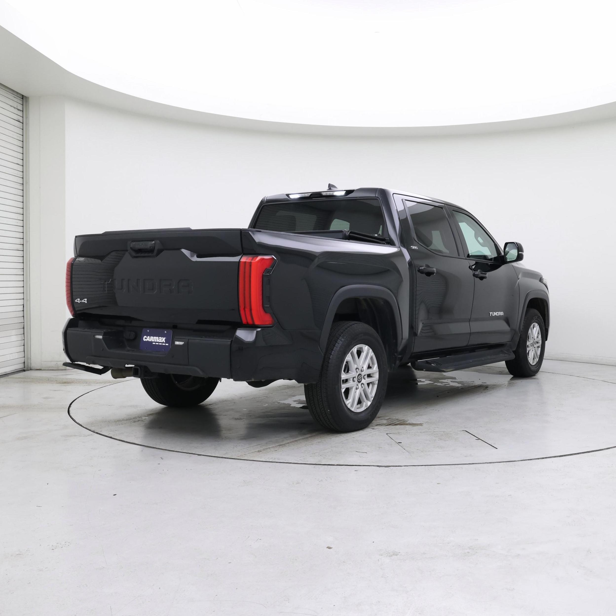 Thumbnail: 2024 Toyota Tundra - 8