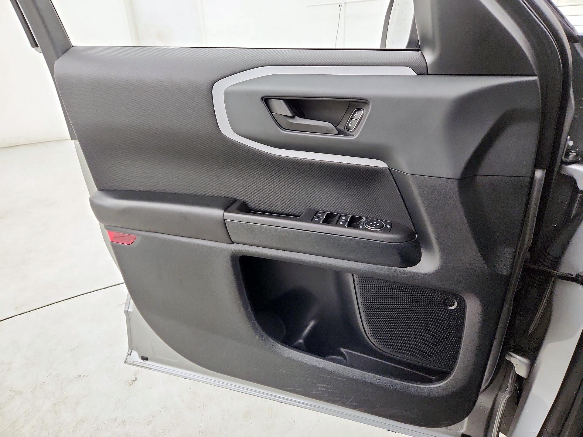 Thumbnail: 2021 Ford Bronco Sport - 12