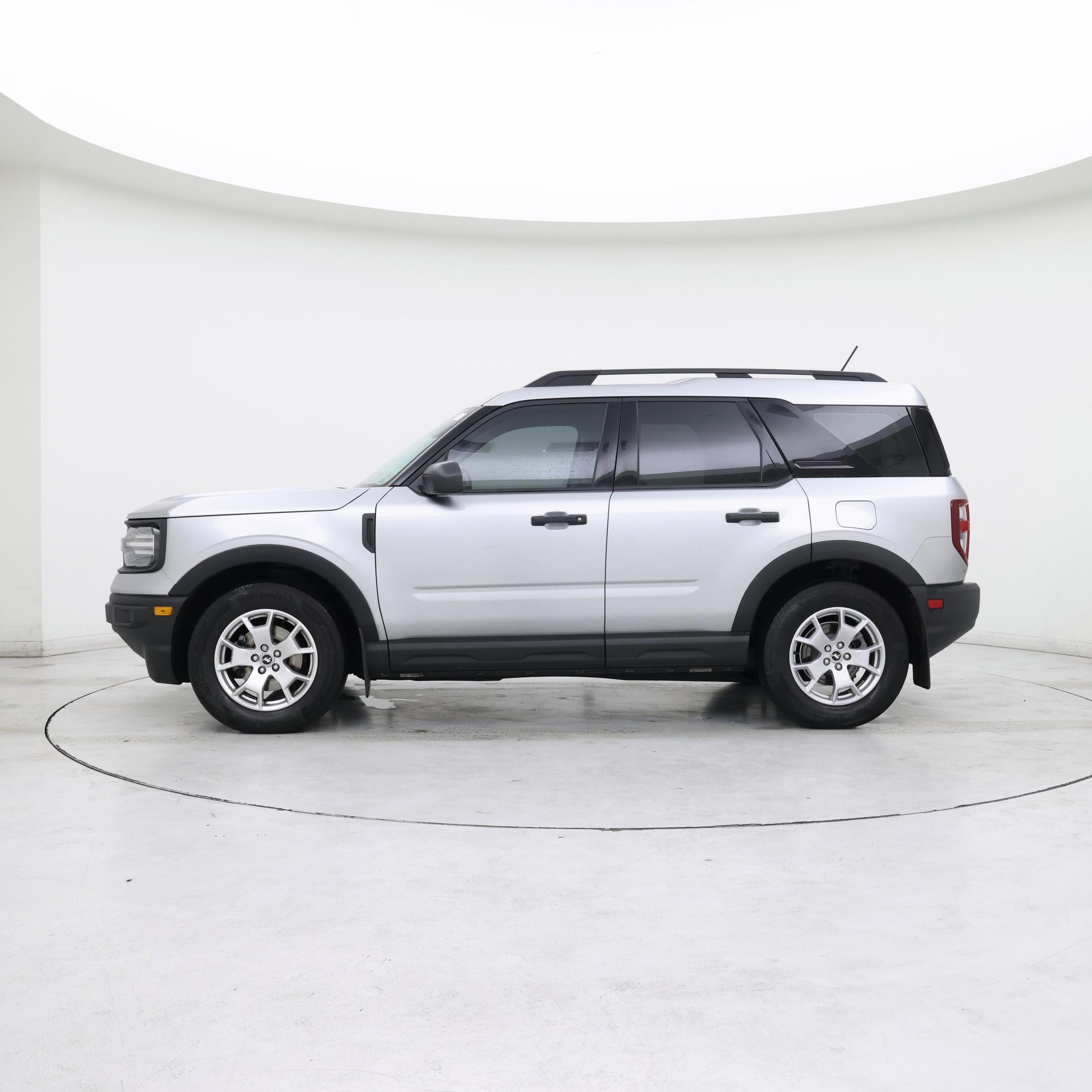 Thumbnail: 2021 Ford Bronco Sport - 3