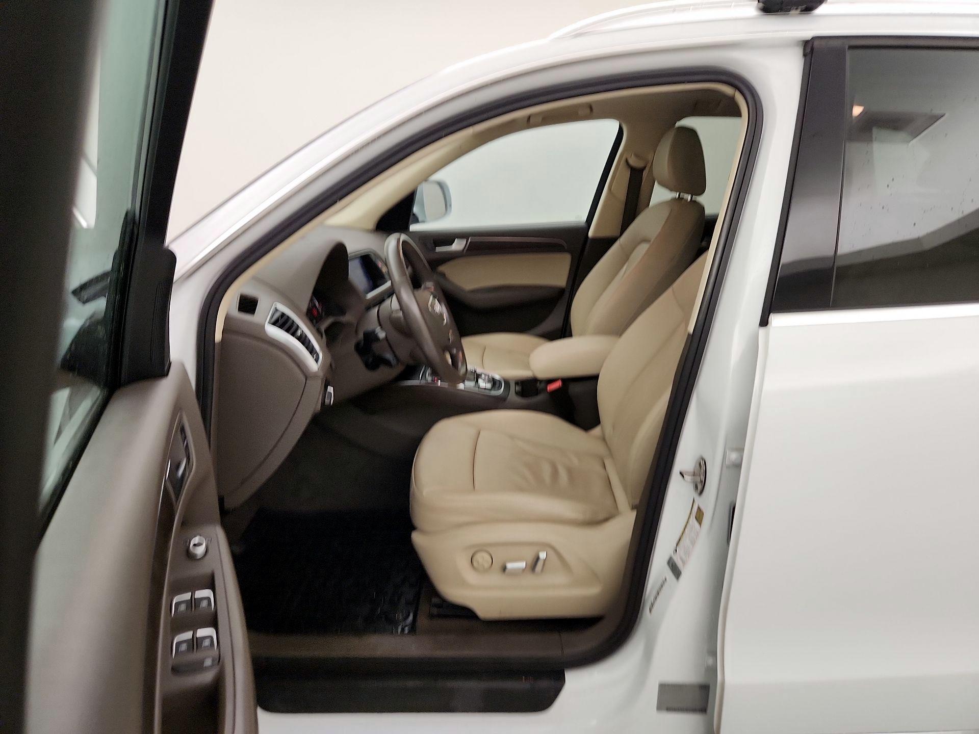 Thumbnail: 2017 Audi Q5 - 11