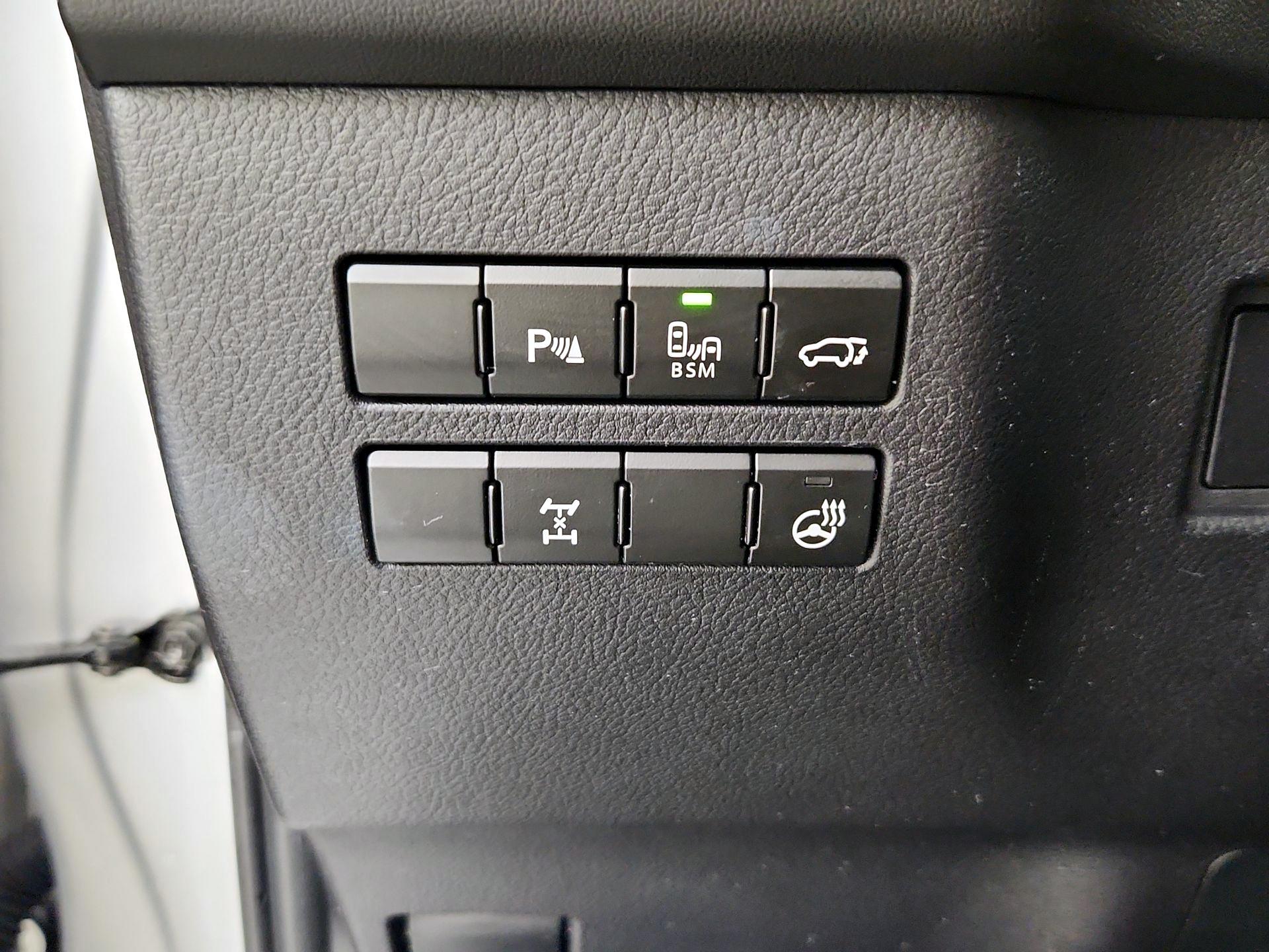 Thumbnail: 2016 Lexus NX - 13