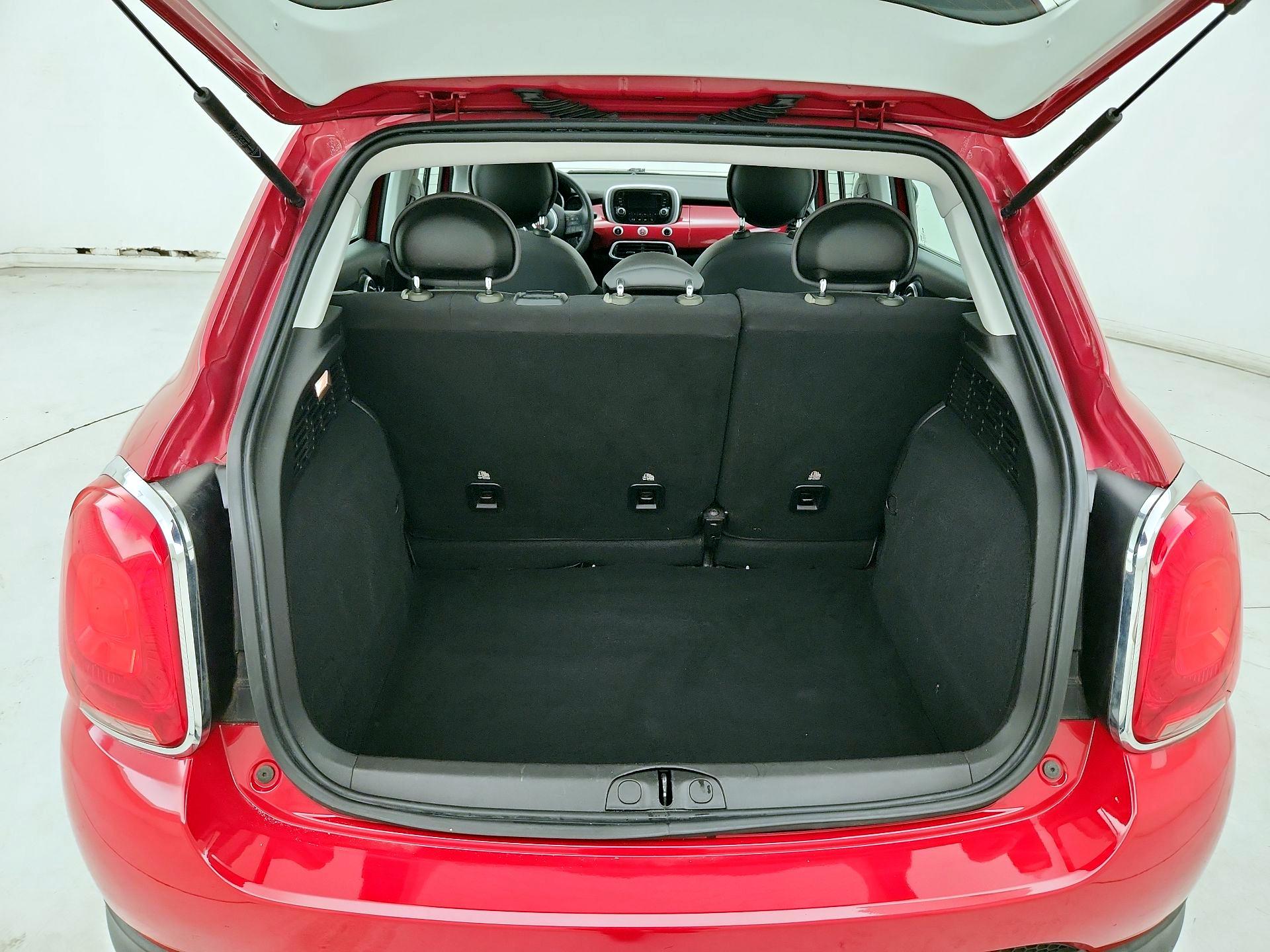 Thumbnail: 2016 Fiat 500X - 19