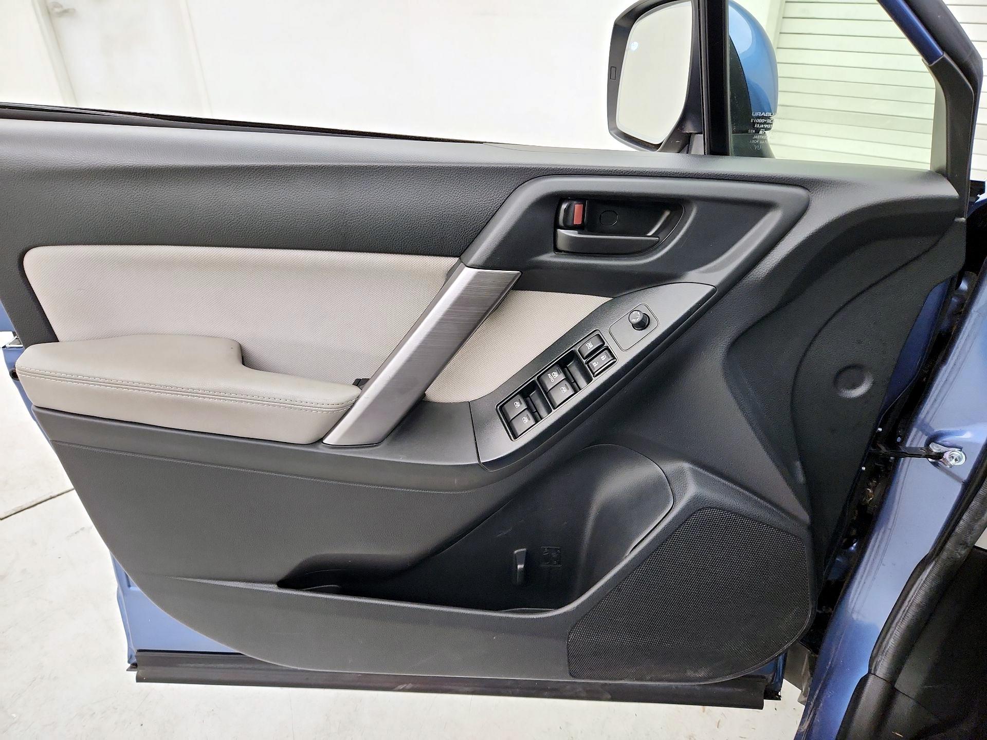 Thumbnail: 2016 Subaru Forester - 12