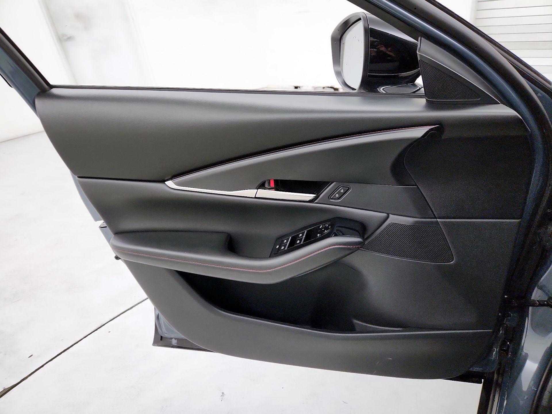 Thumbnail: 2023 Mazda CX-30 - 12