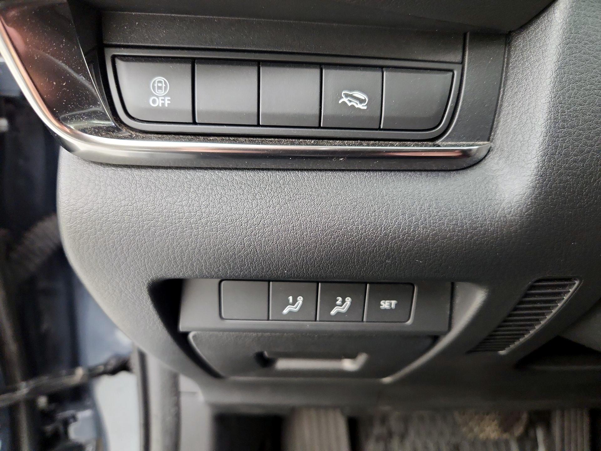 Thumbnail: 2023 Mazda CX-30 - 13