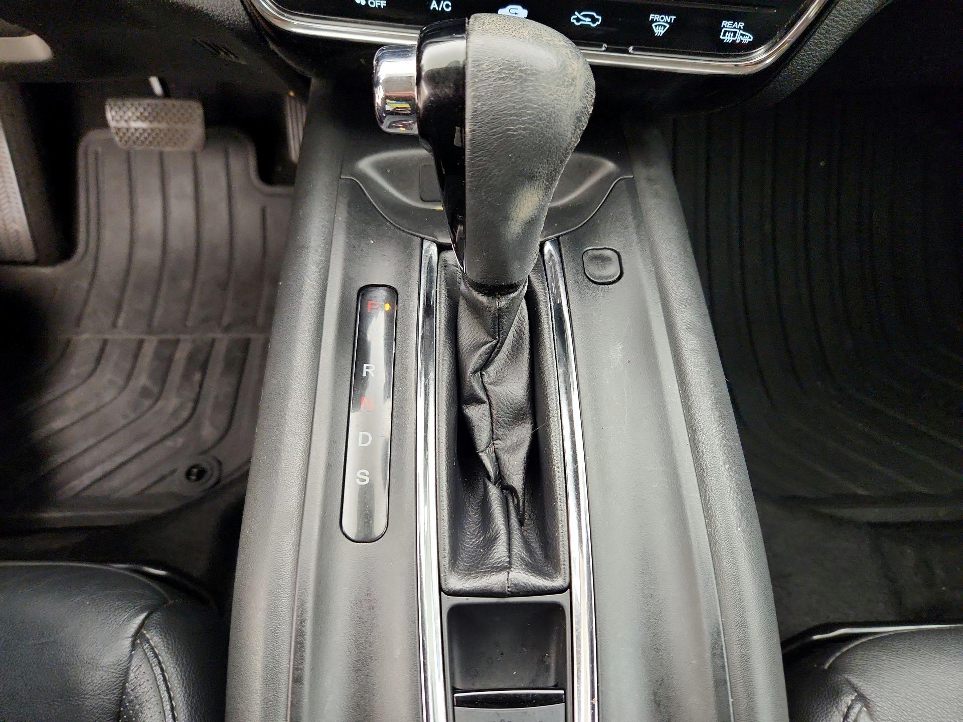 Thumbnail: 2016 Honda HR-V - 18