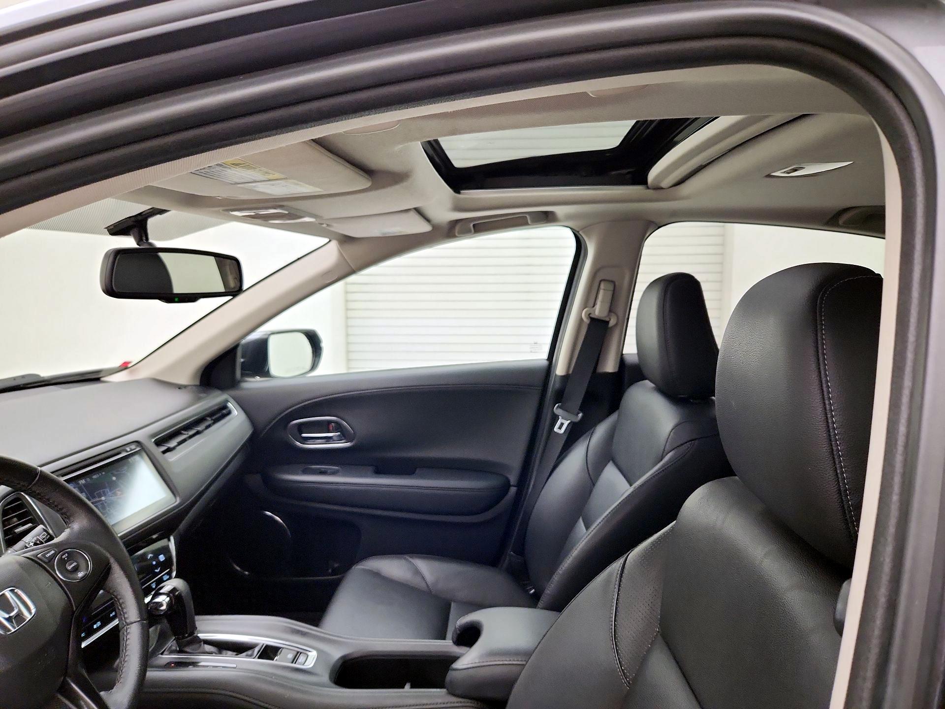 Thumbnail: 2016 Honda HR-V - 20