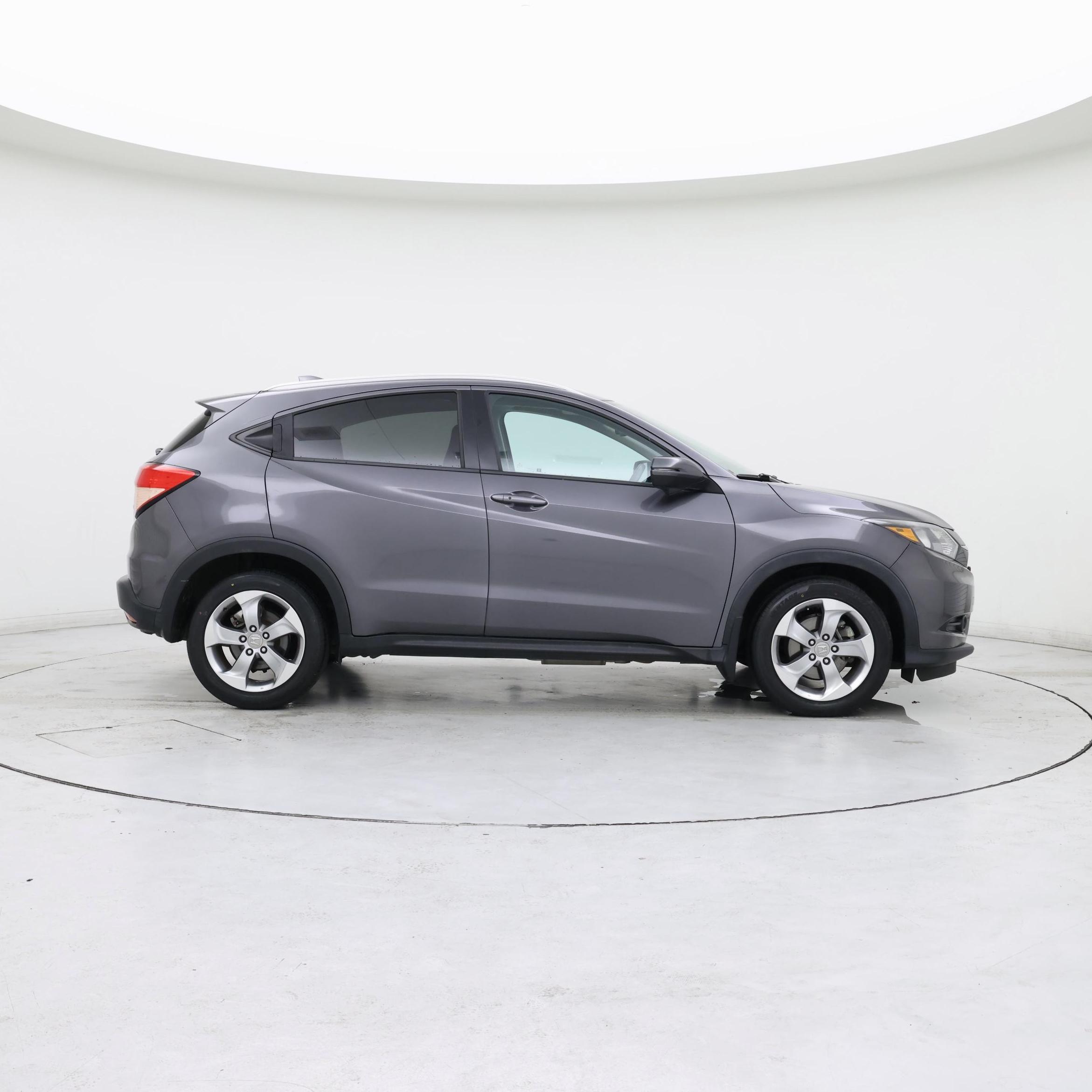 Thumbnail: 2016 Honda HR-V - 7