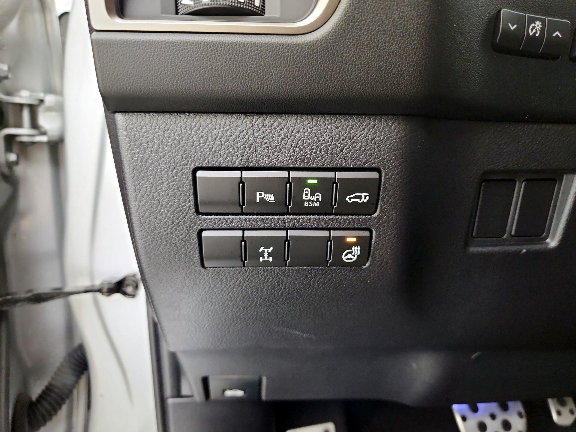 Thumbnail: 2015 Lexus NX - 13