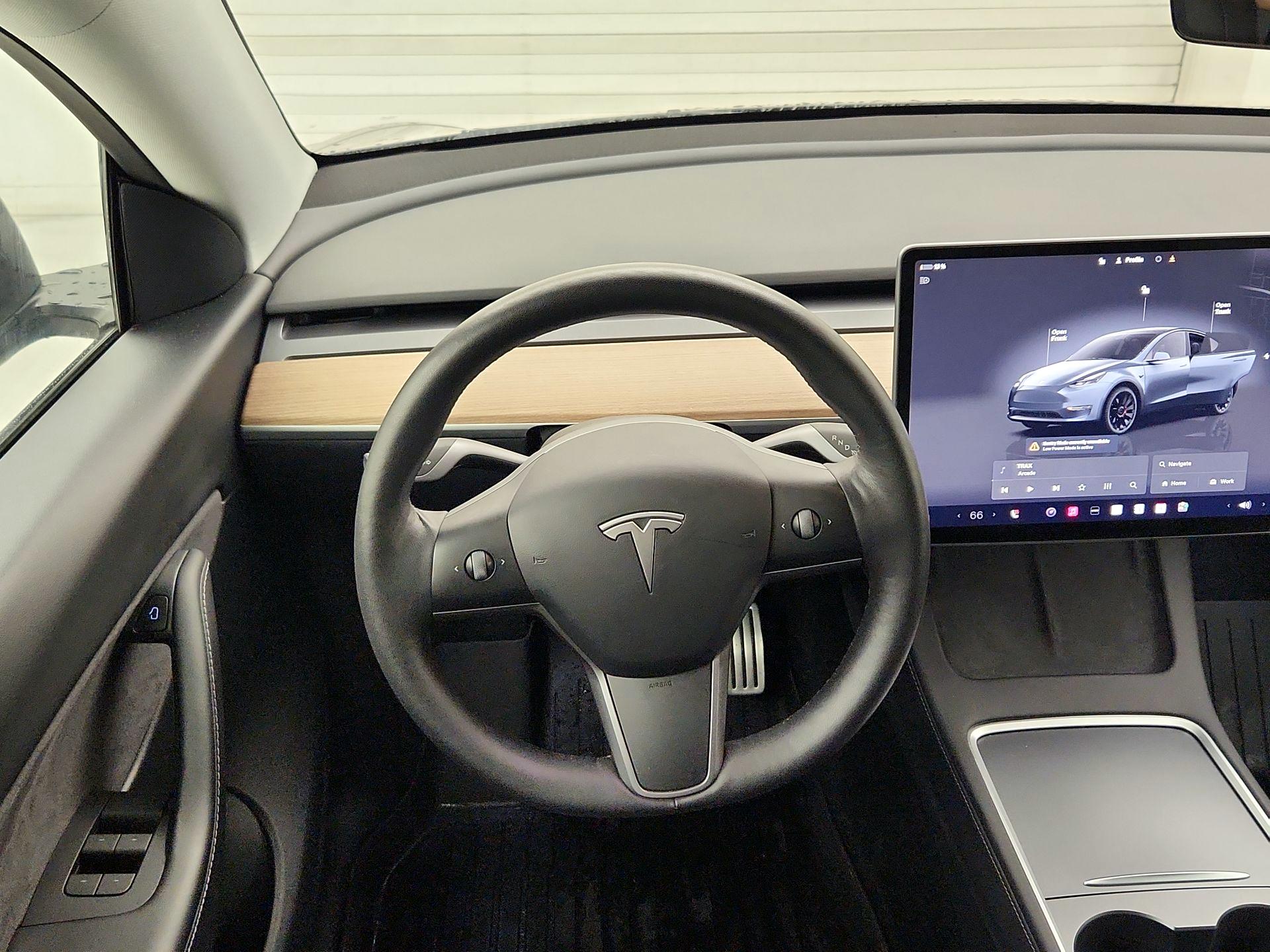 Thumbnail: 2022 Tesla Model Y - 10