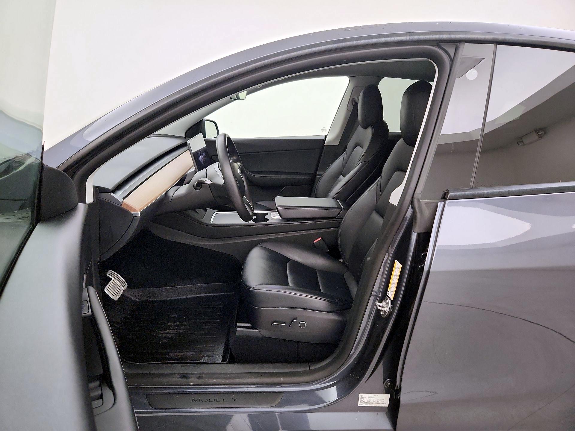 Thumbnail: 2022 Tesla Model Y - 11