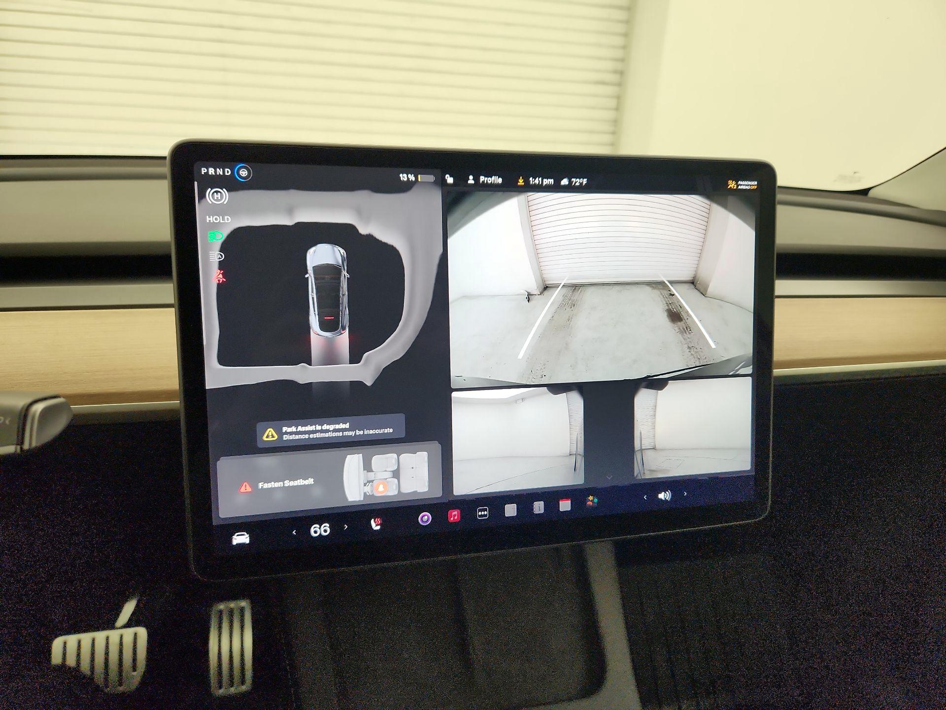 Thumbnail: 2022 Tesla Model Y - 14