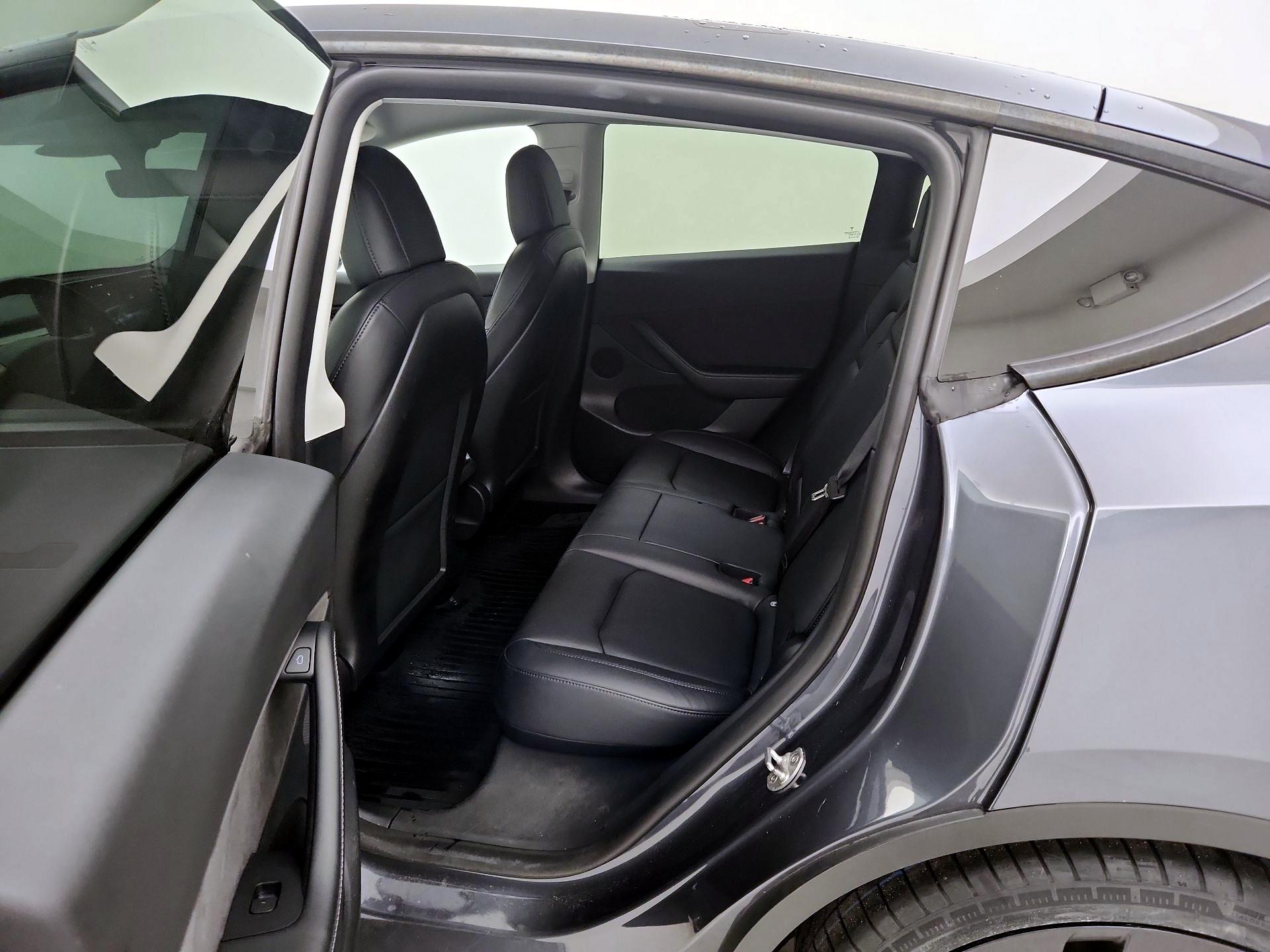 Thumbnail: 2022 Tesla Model Y - 20