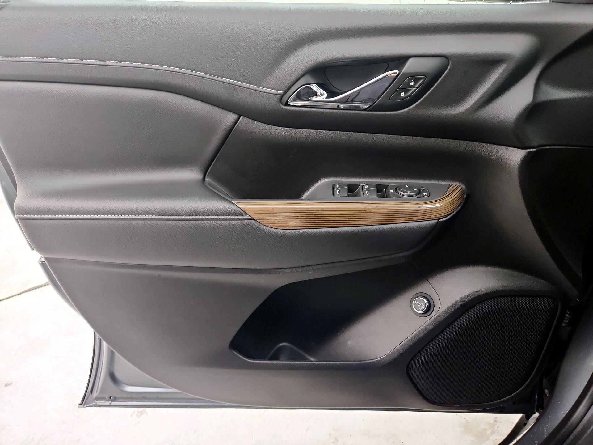 Thumbnail: 2021 GMC Acadia - 12