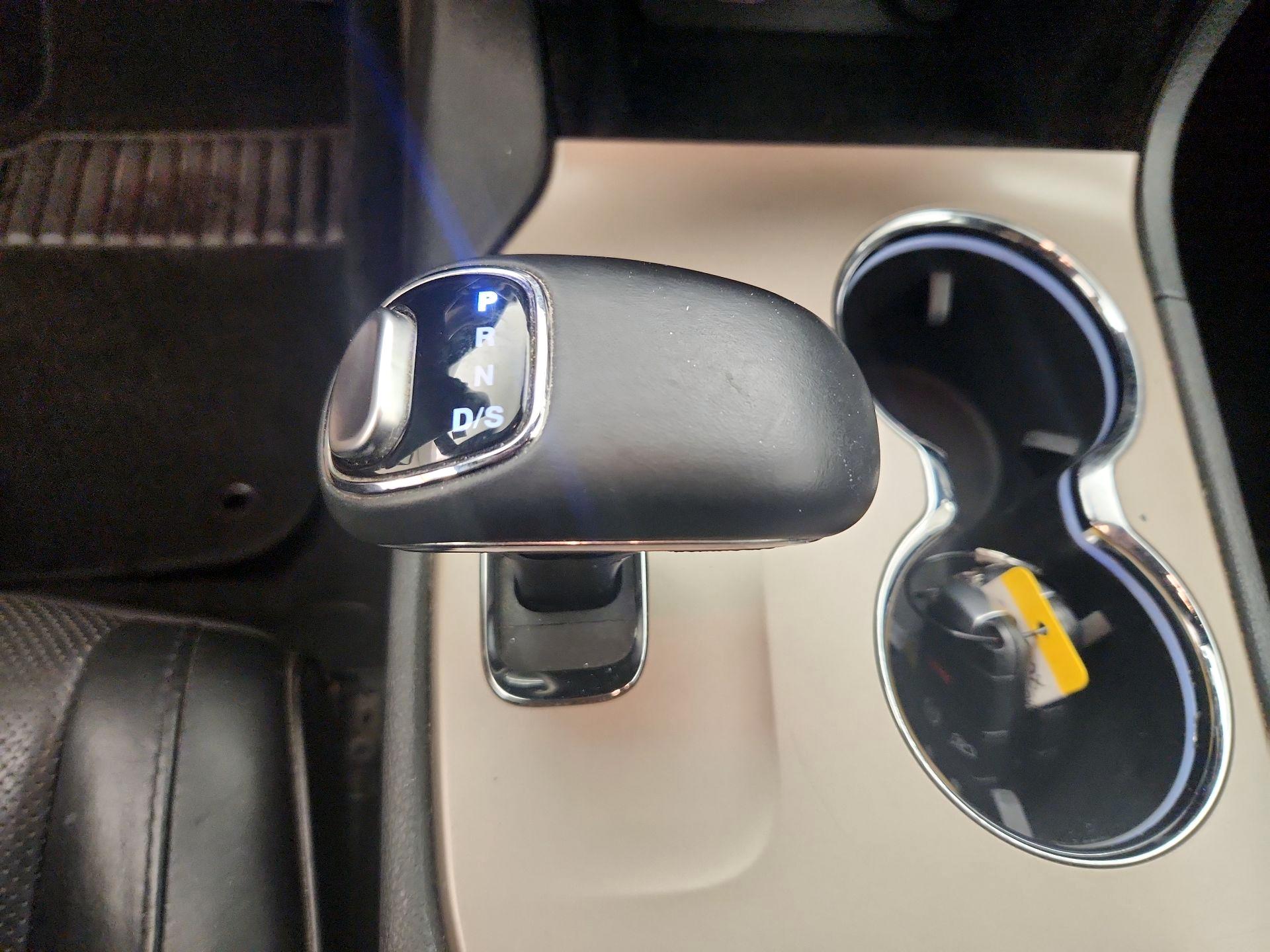 Thumbnail: 2014 Jeep Grand Cherokee - 18