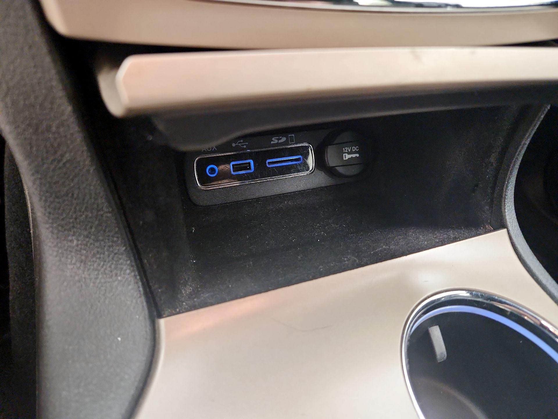 Thumbnail: 2014 Jeep Grand Cherokee - 19