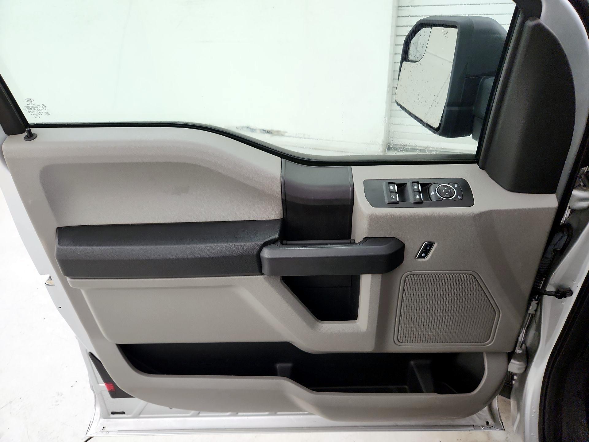 Thumbnail: 2017 Ford F-150 - 12