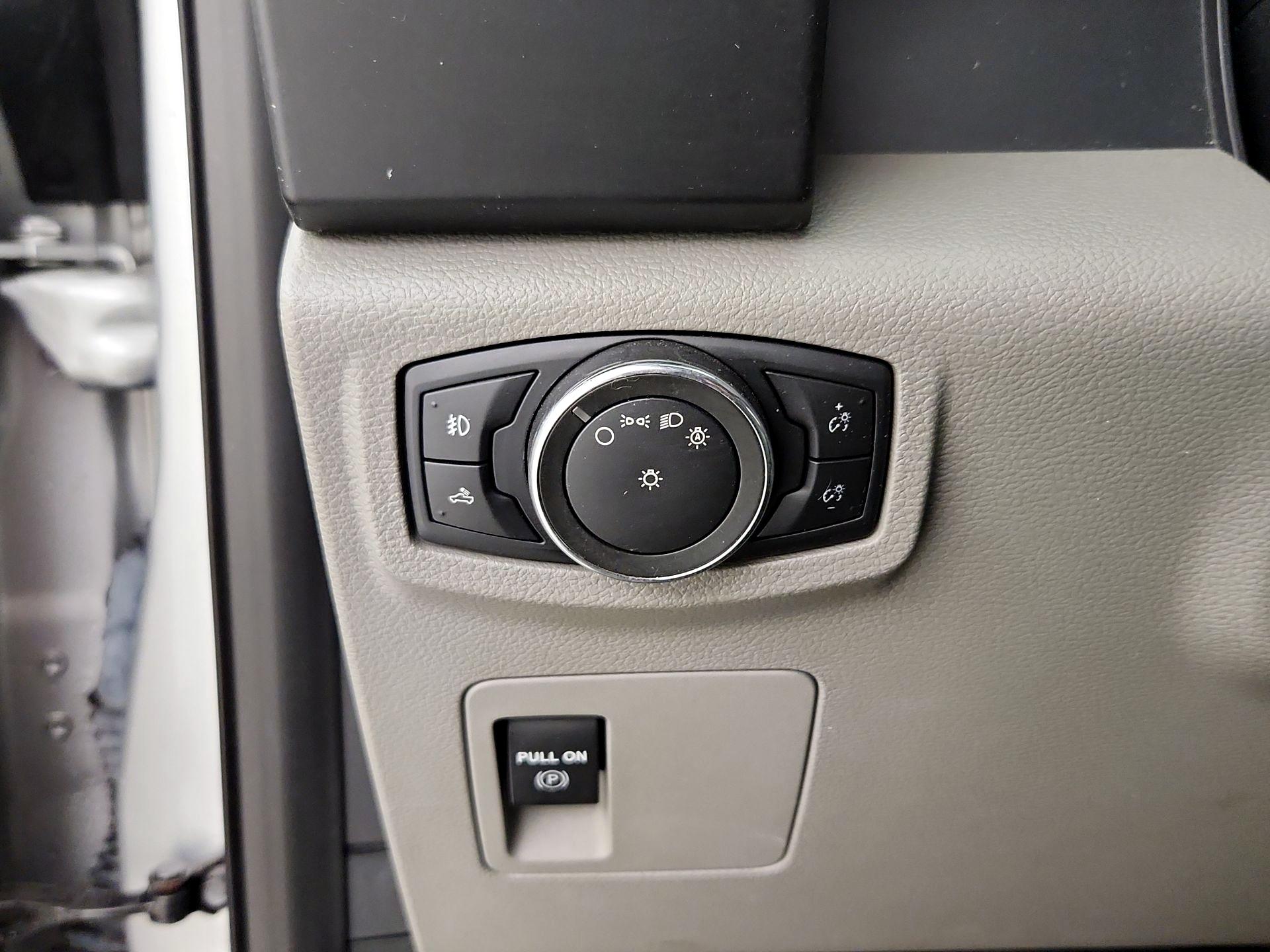 Thumbnail: 2017 Ford F-150 - 13