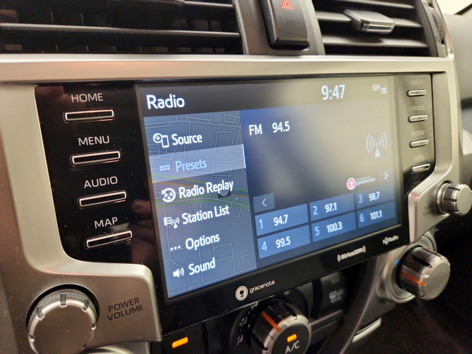 Thumbnail: 2022 Toyota 4Runner - 16