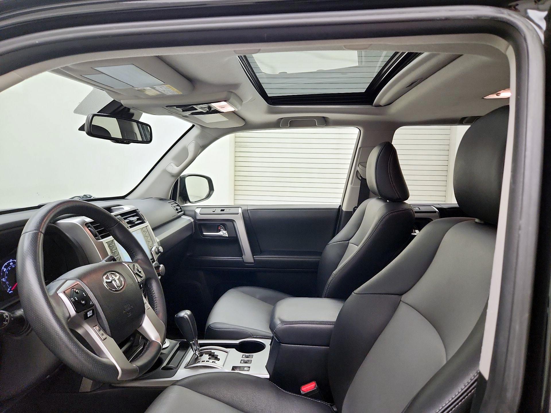 Thumbnail: 2022 Toyota 4Runner - 20