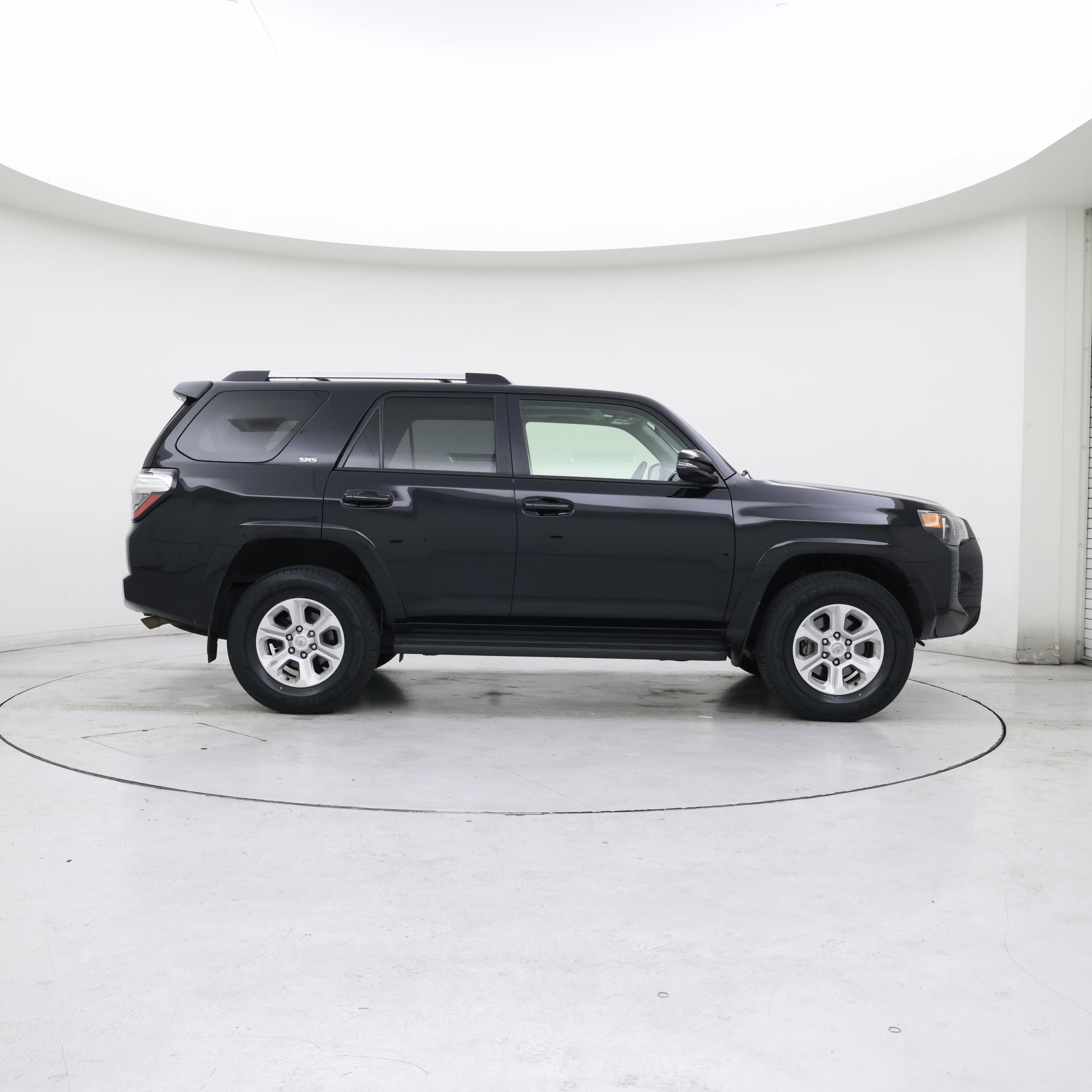 Thumbnail: 2022 Toyota 4Runner - 7