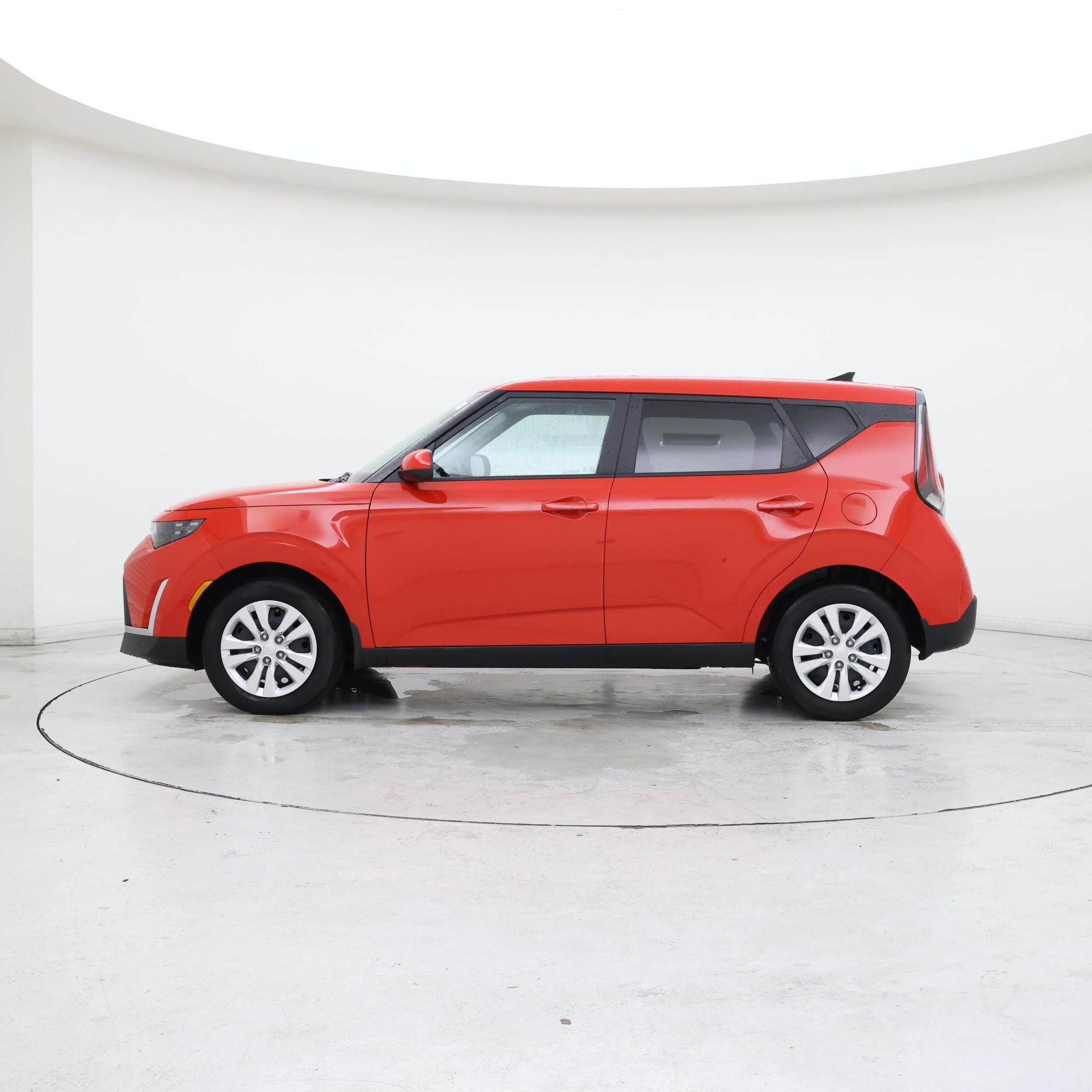 Thumbnail: 2023 Kia Soul - 3