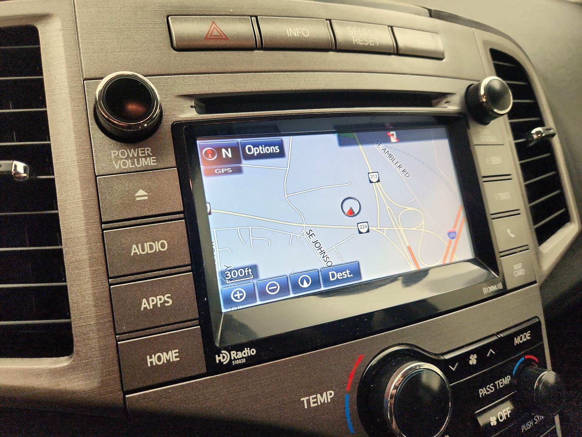 Thumbnail: 2015 Toyota Venza - 14