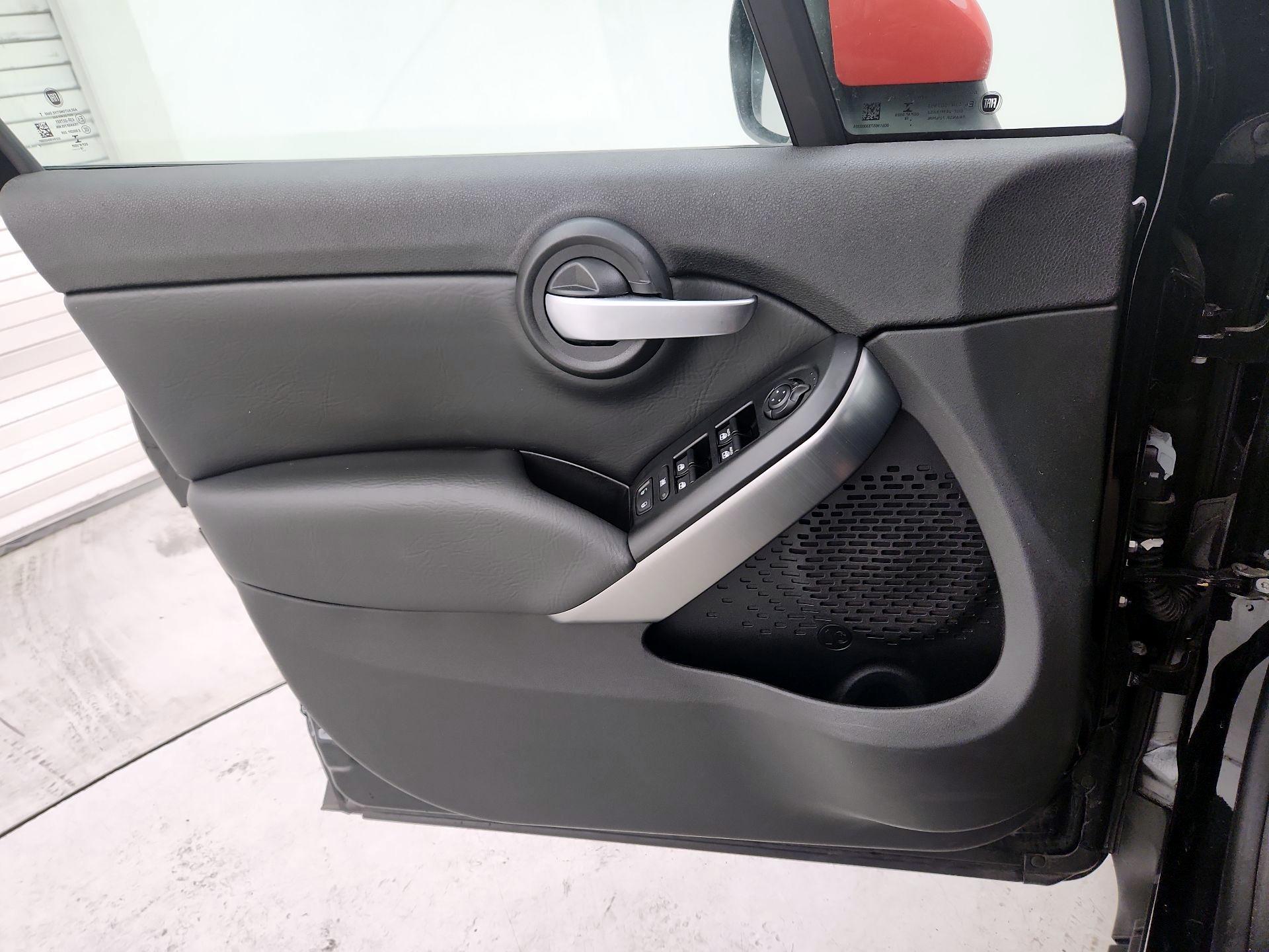 Thumbnail: 2018 Fiat 500X - 12