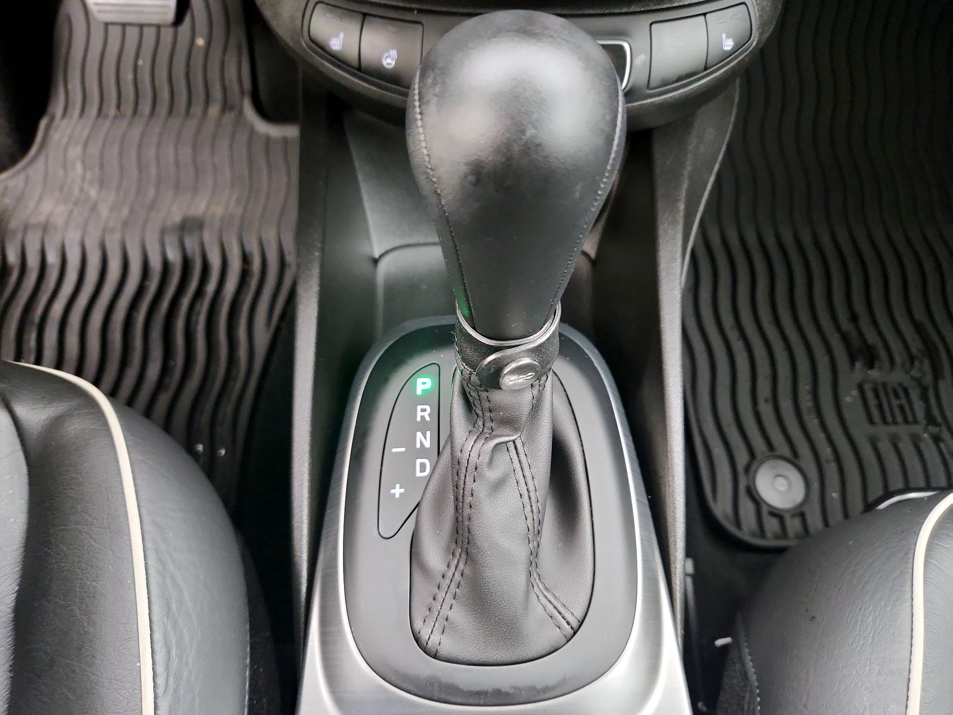 Thumbnail: 2018 Fiat 500X - 18