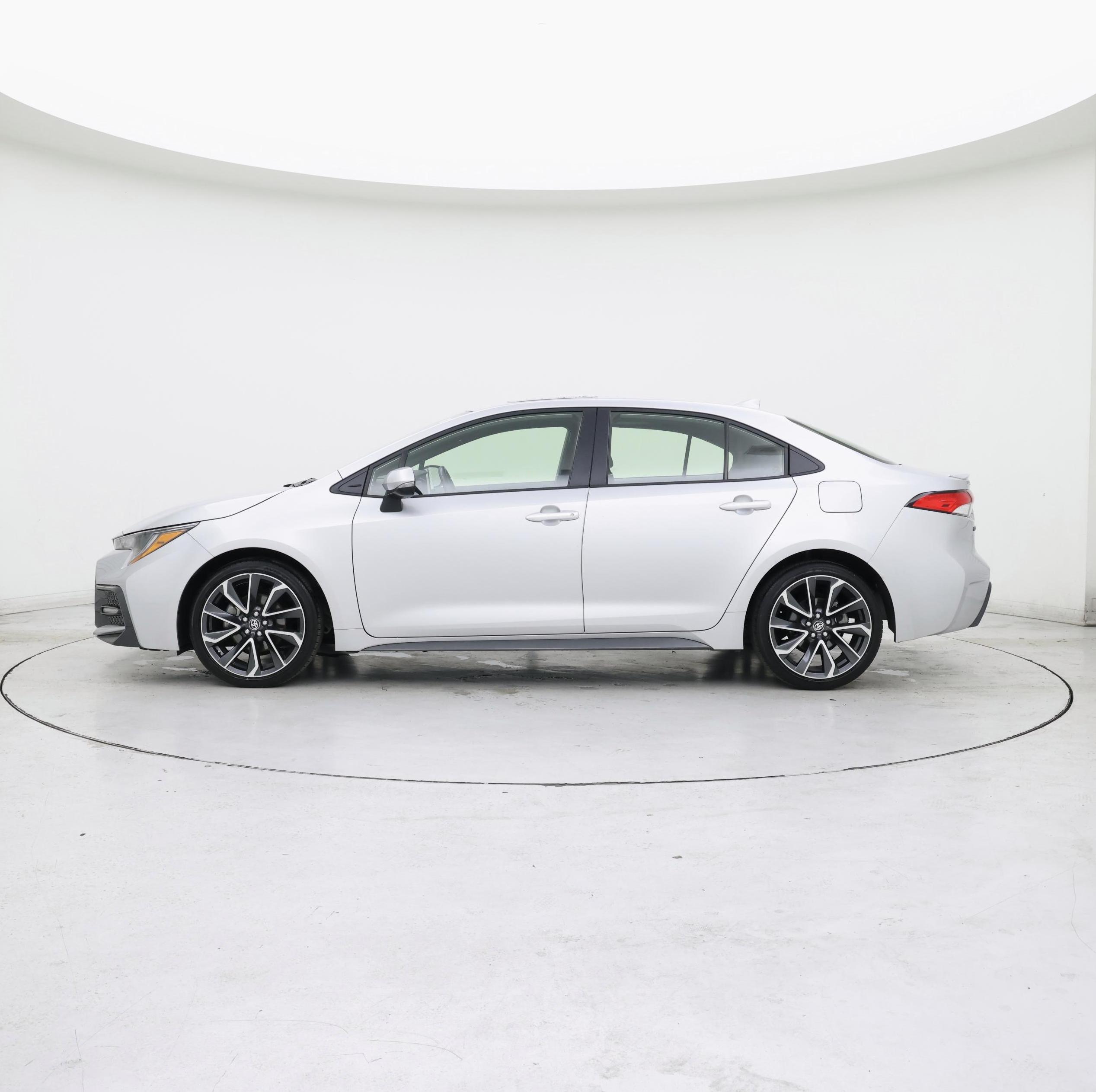 Thumbnail: 2021 Toyota Corolla - 3