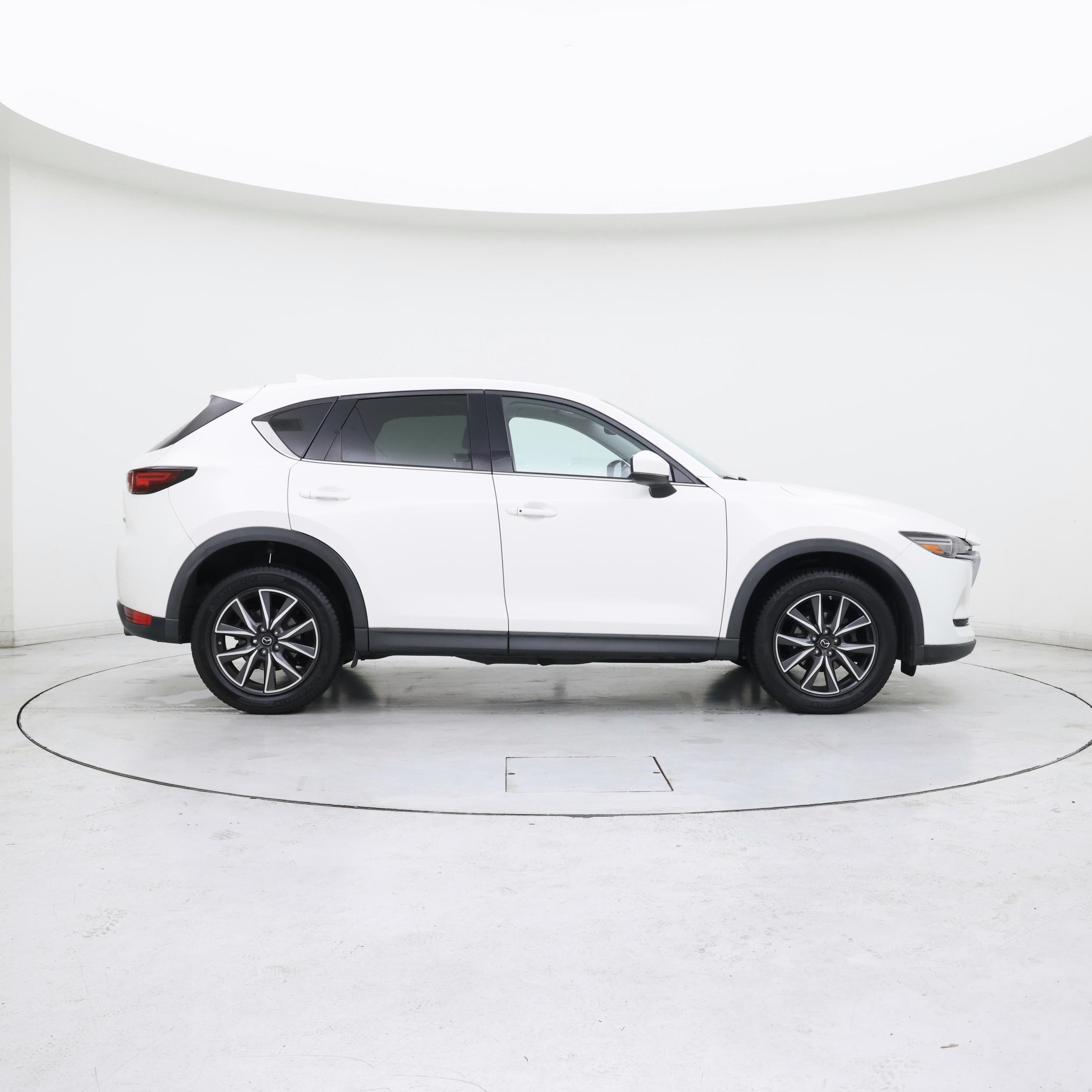 Thumbnail: 2017 Mazda CX-5 - 7
