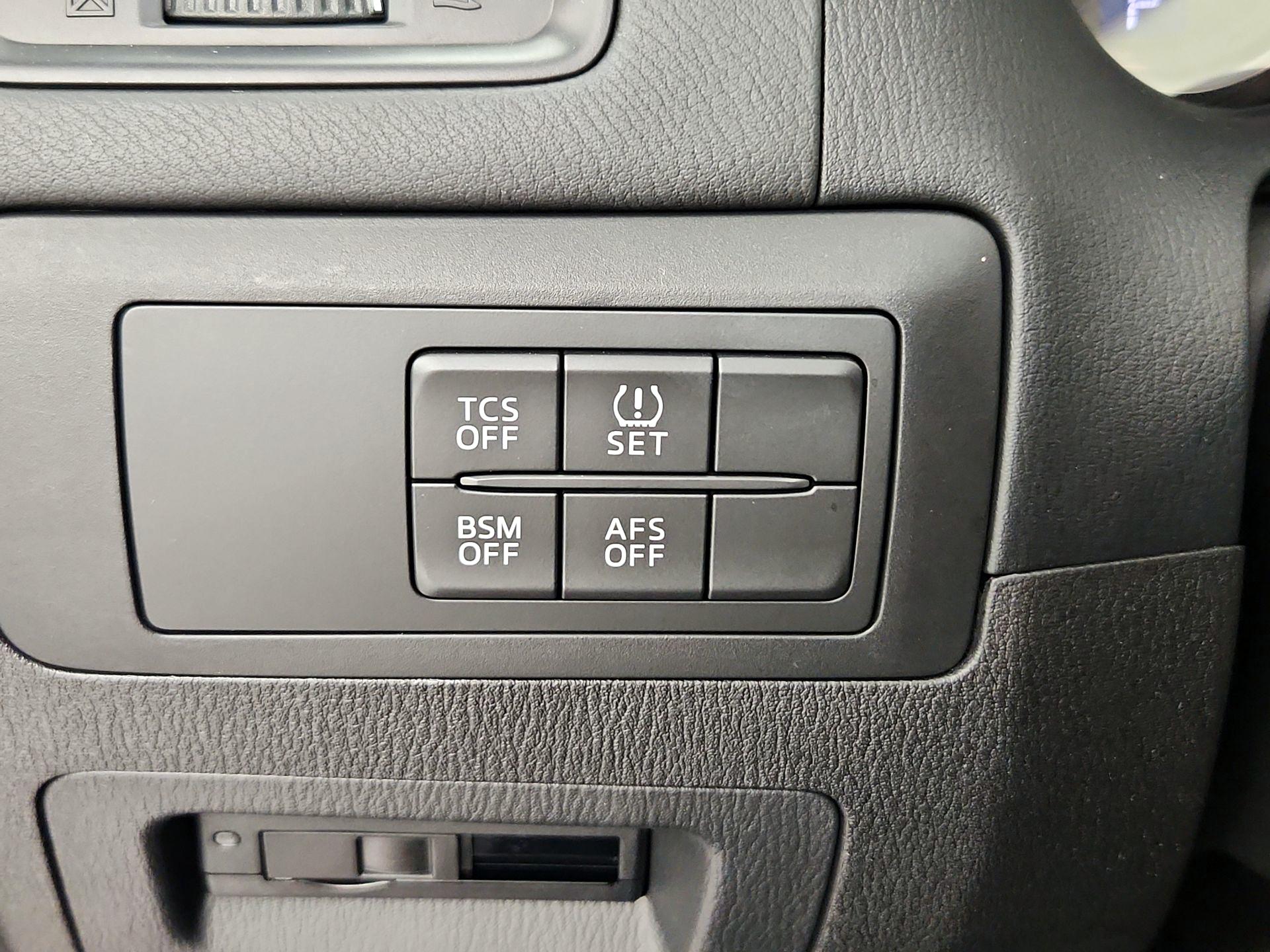 Thumbnail: 2015 Mazda CX-5 - 13