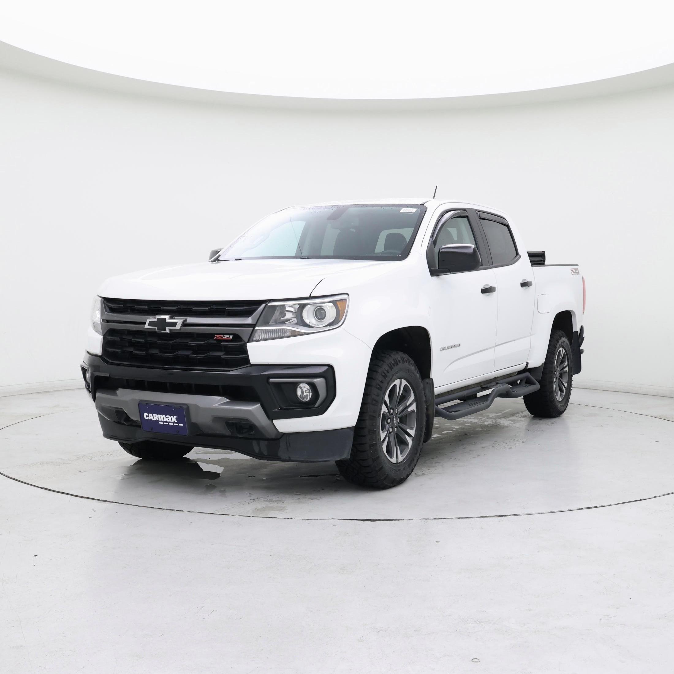 Thumbnail: 2022 Chevrolet Colorado - 4