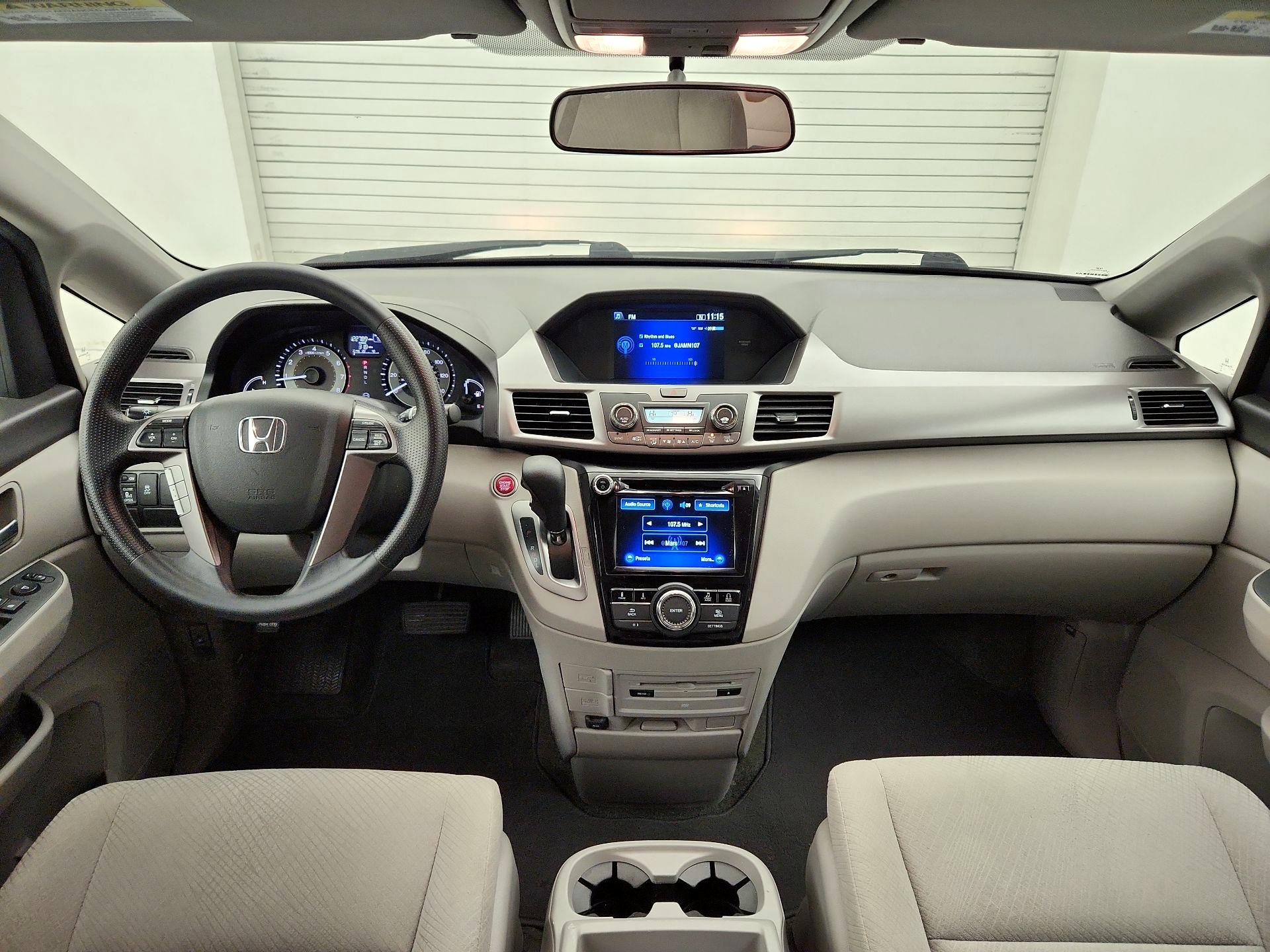 Thumbnail: 2017 Honda Odyssey - 9