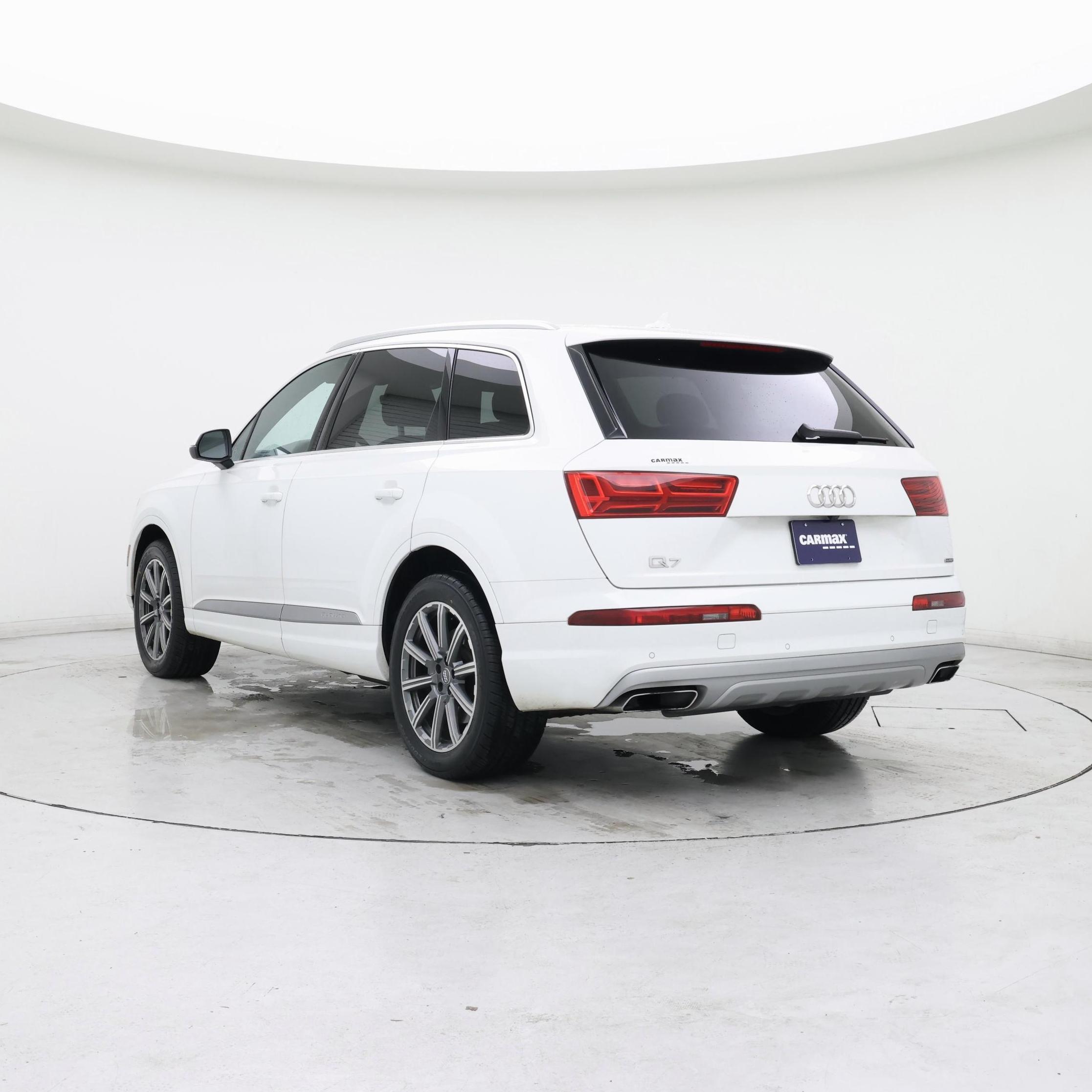 Thumbnail: 2019 Audi Q7 - 2