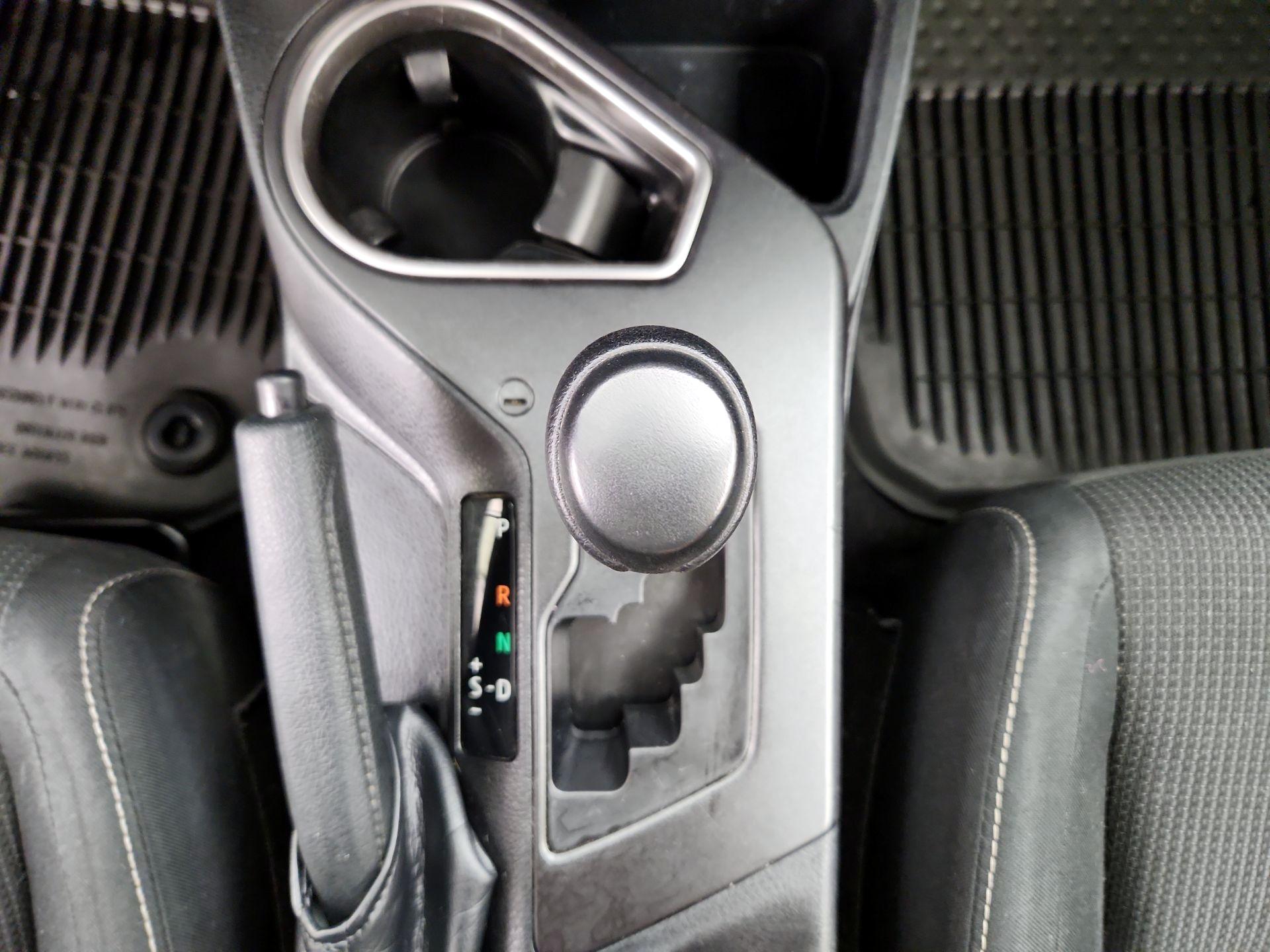 Thumbnail: 2018 Toyota RAV4 - 17