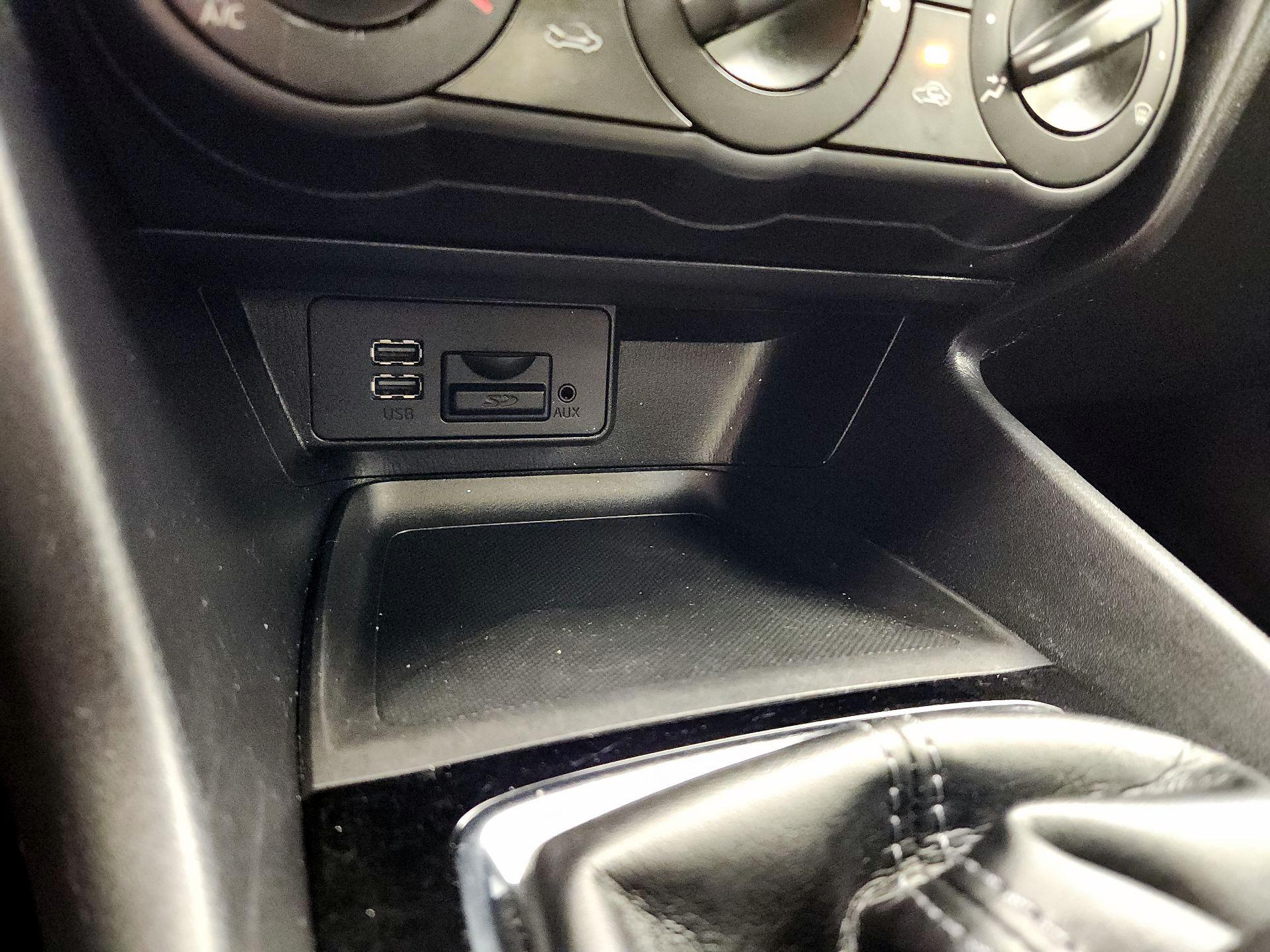 Thumbnail: 2018 Mazda Mazda3 - 18