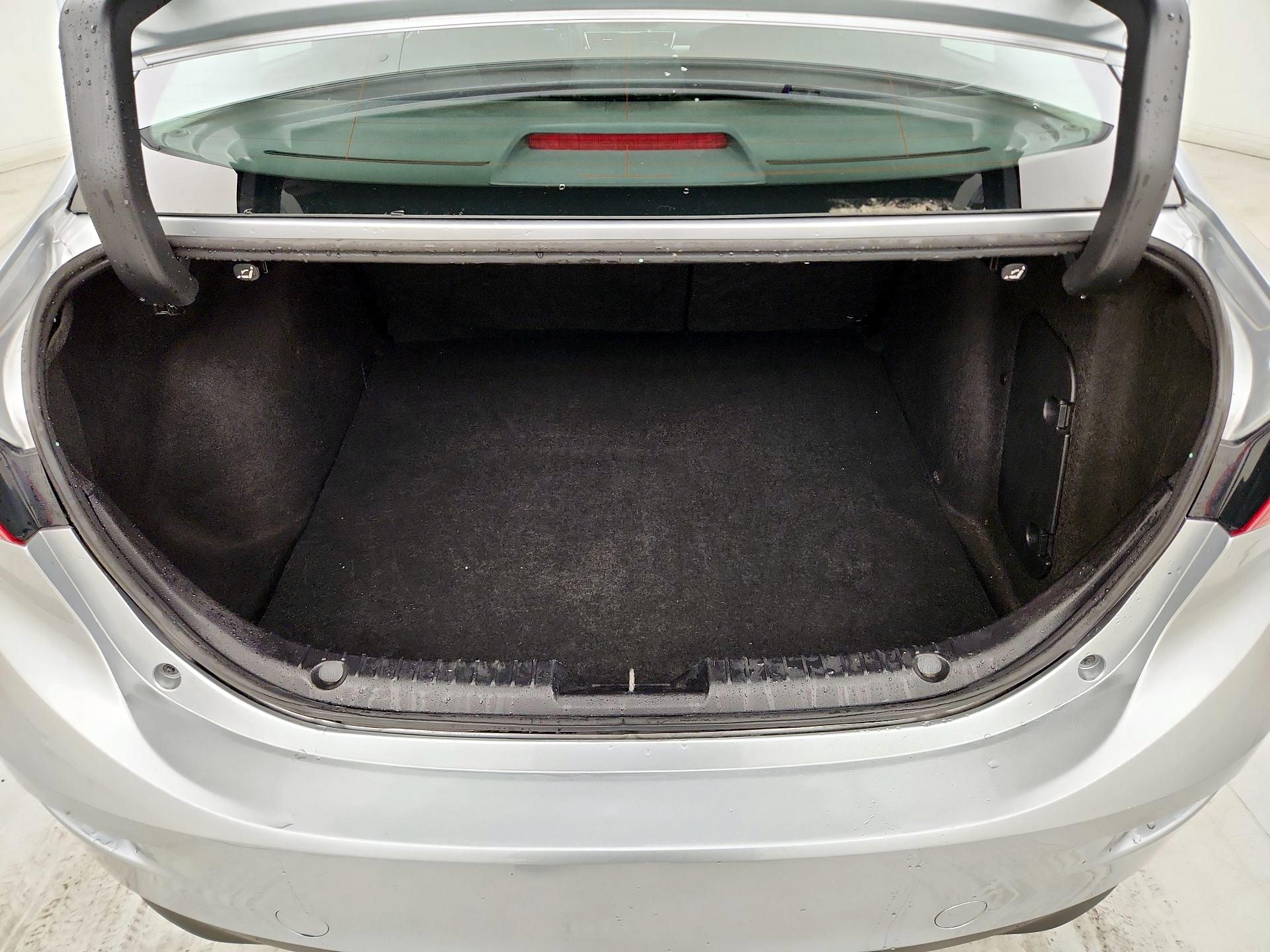 Thumbnail: 2018 Mazda Mazda3 - 20