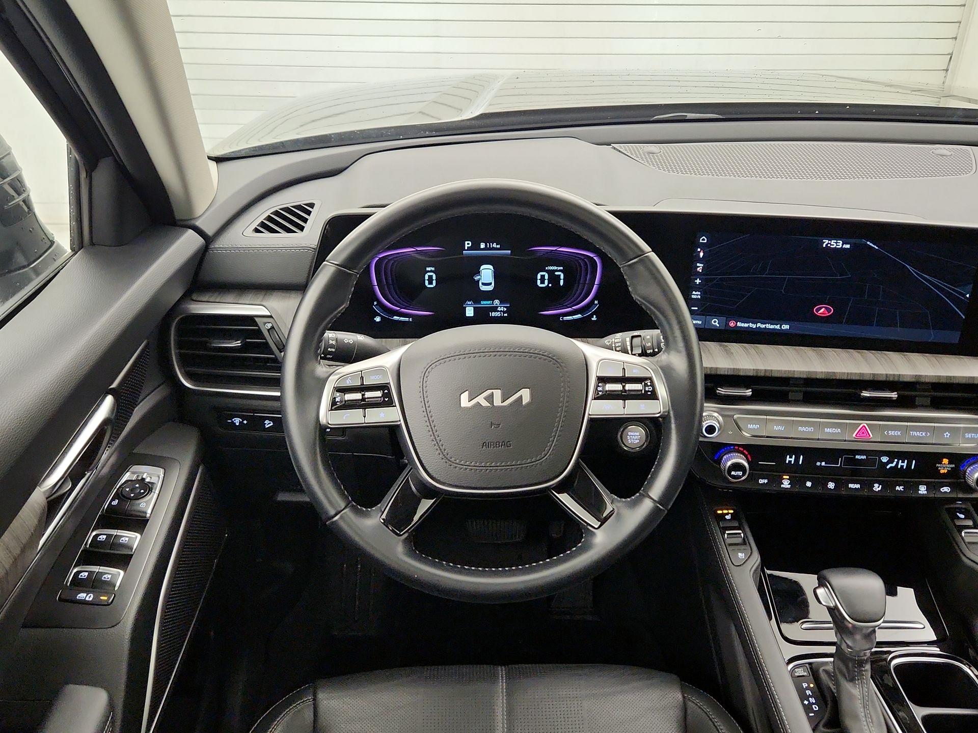 Thumbnail: 2023 Kia Telluride - 10