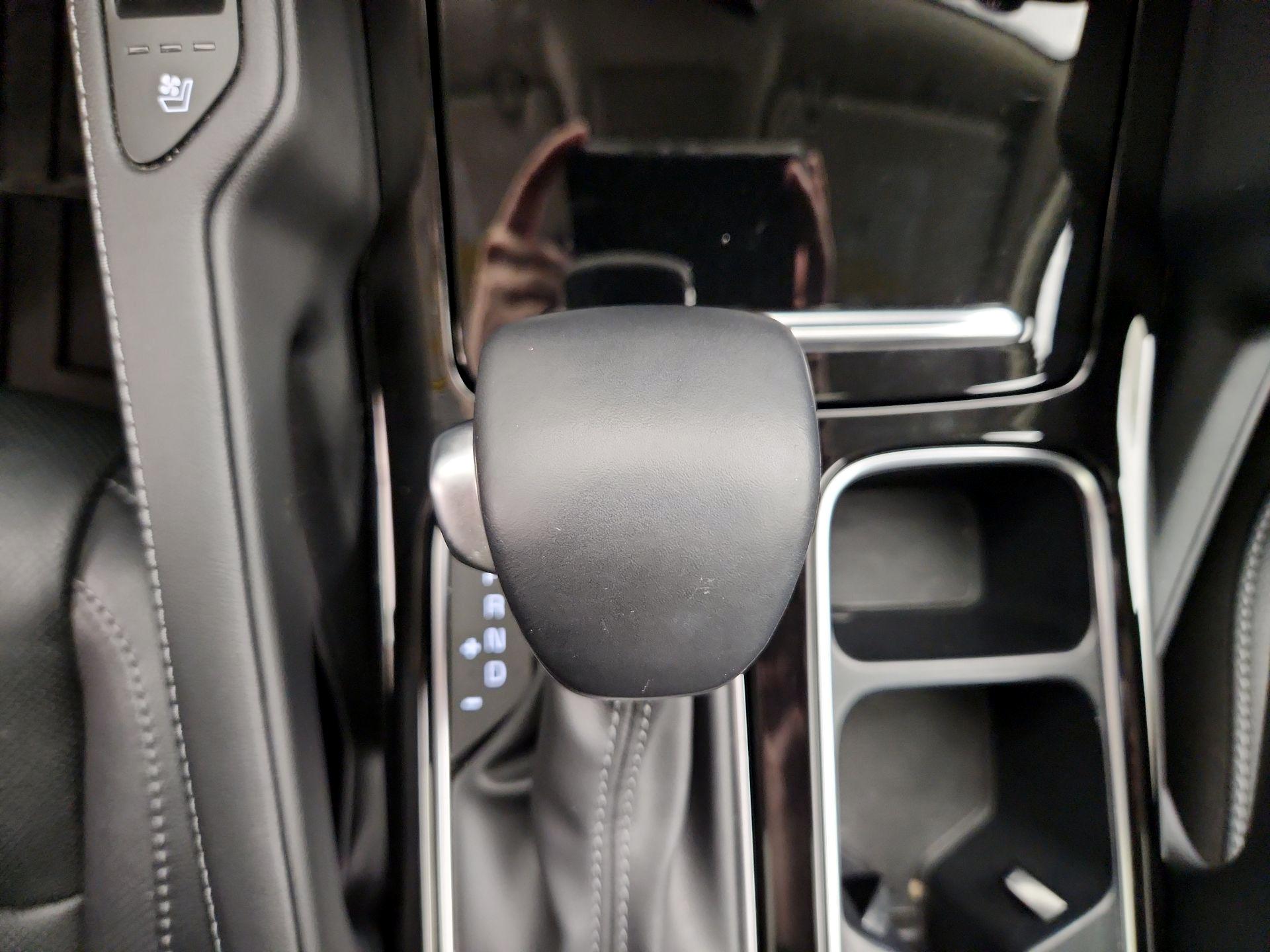 Thumbnail: 2023 Kia Telluride - 18