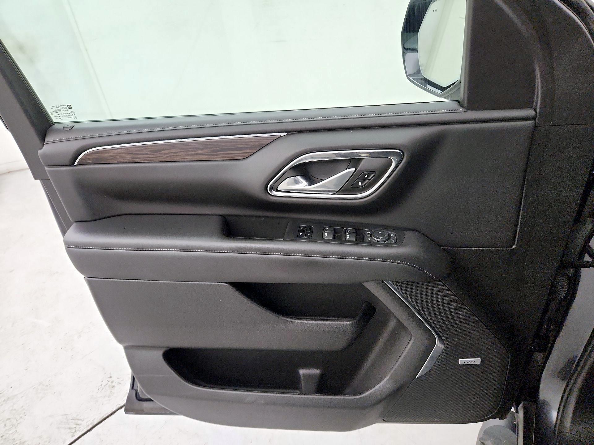 Thumbnail: 2023 Chevrolet Tahoe - 12