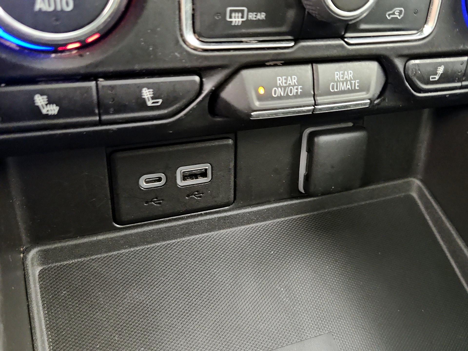 Thumbnail: 2023 Chevrolet Tahoe - 19