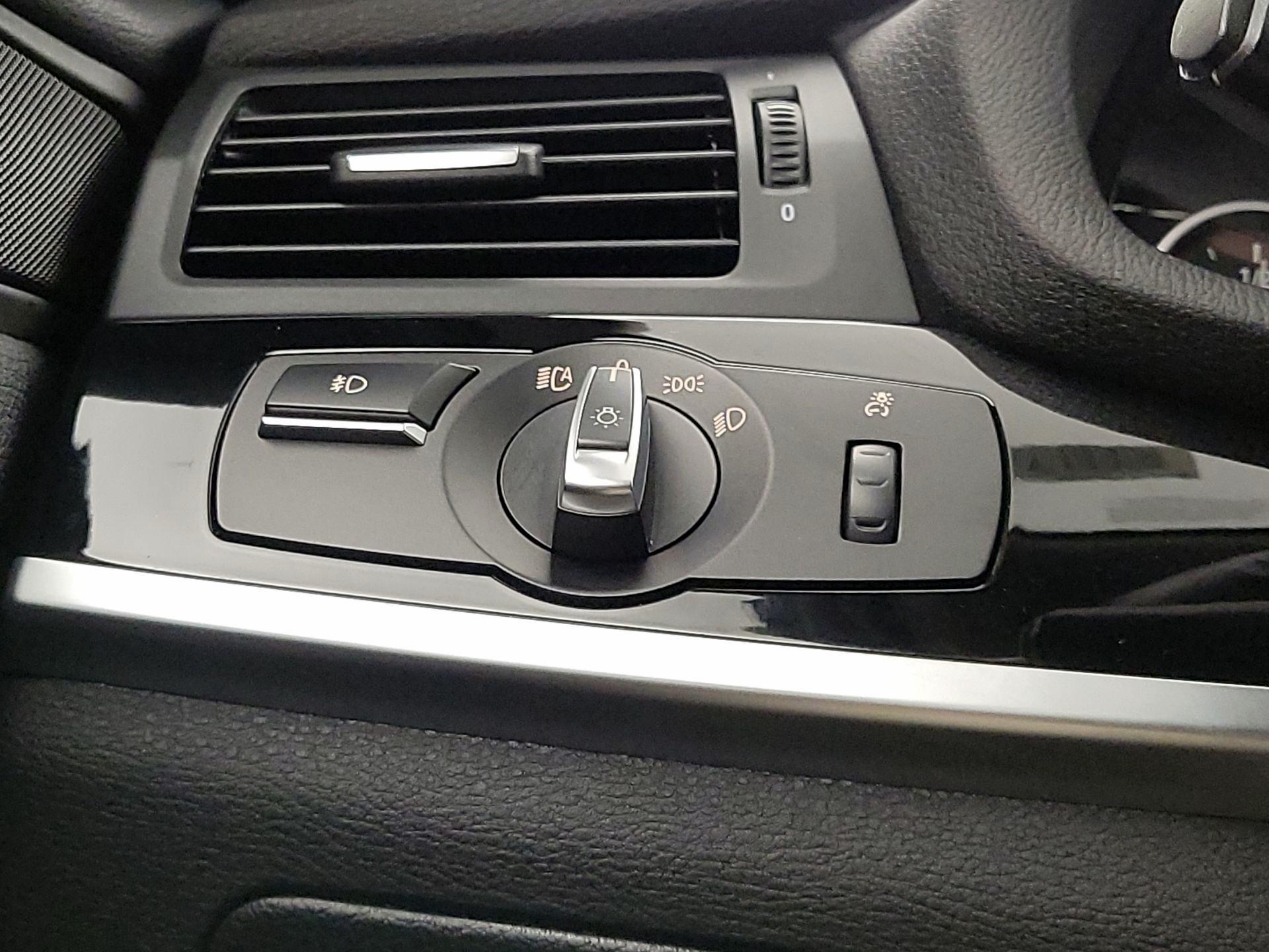 Thumbnail: 2017 BMW X3 - 13