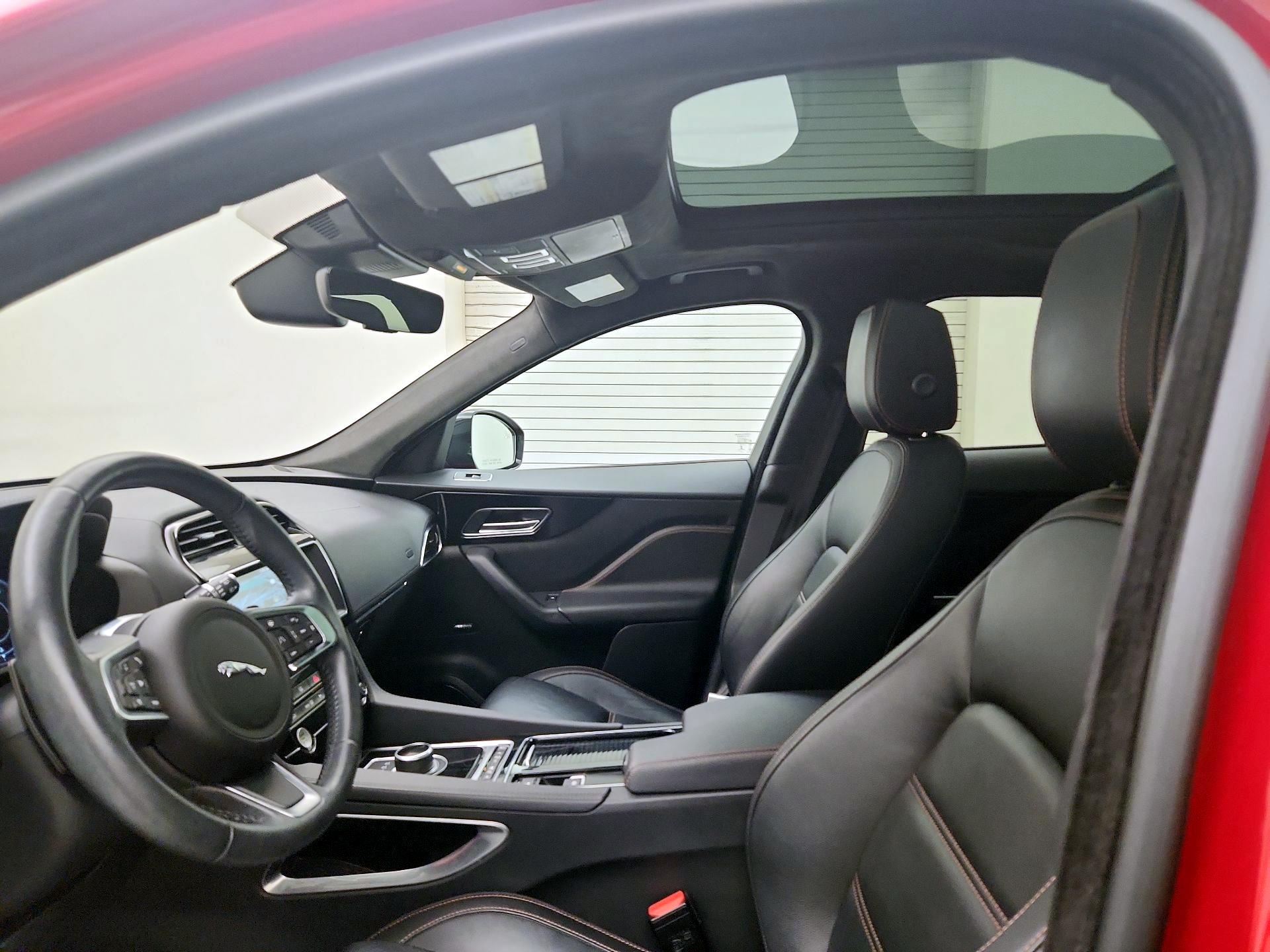 Thumbnail: 2020 Jaguar F-Pace - 20