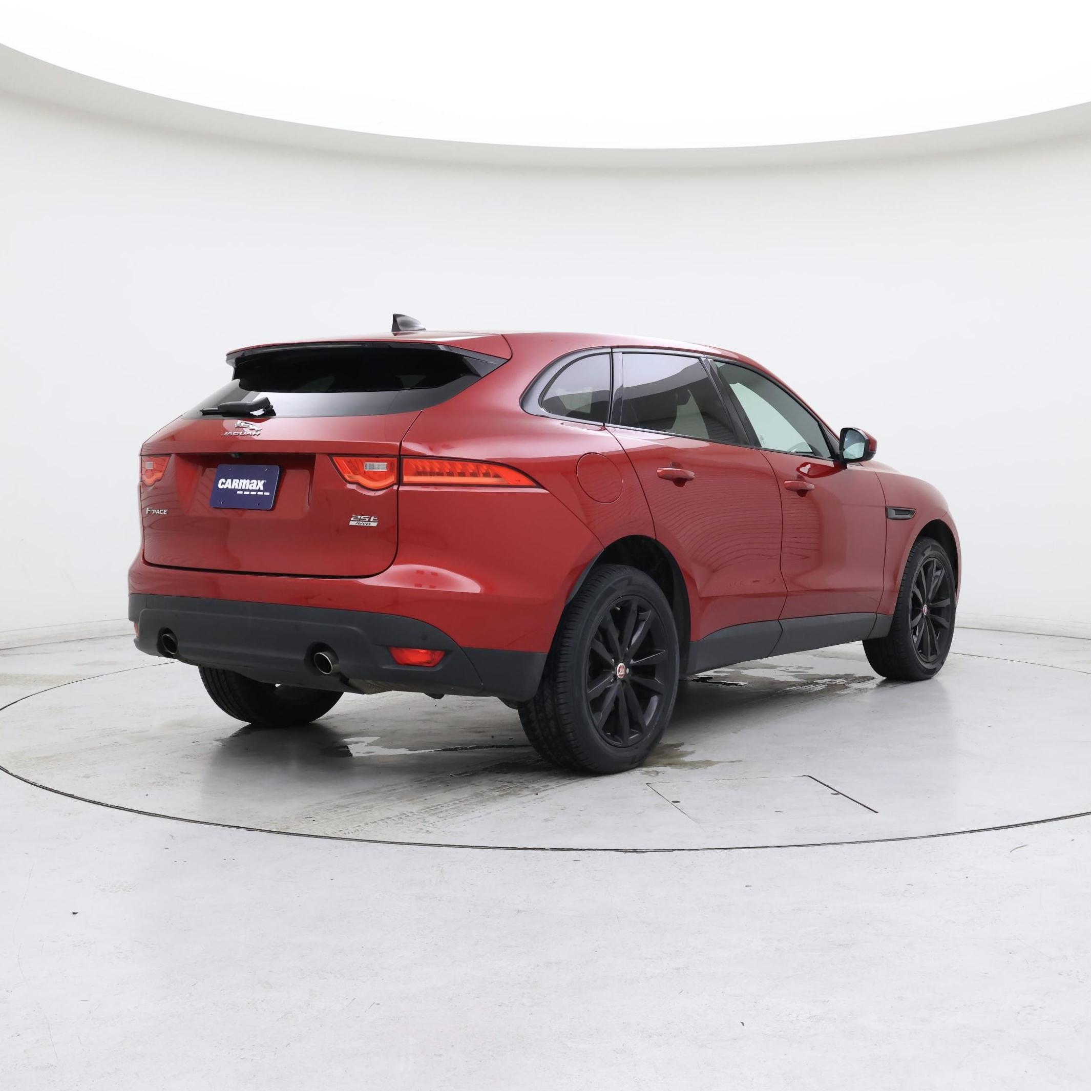 Thumbnail: 2020 Jaguar F-Pace - 8