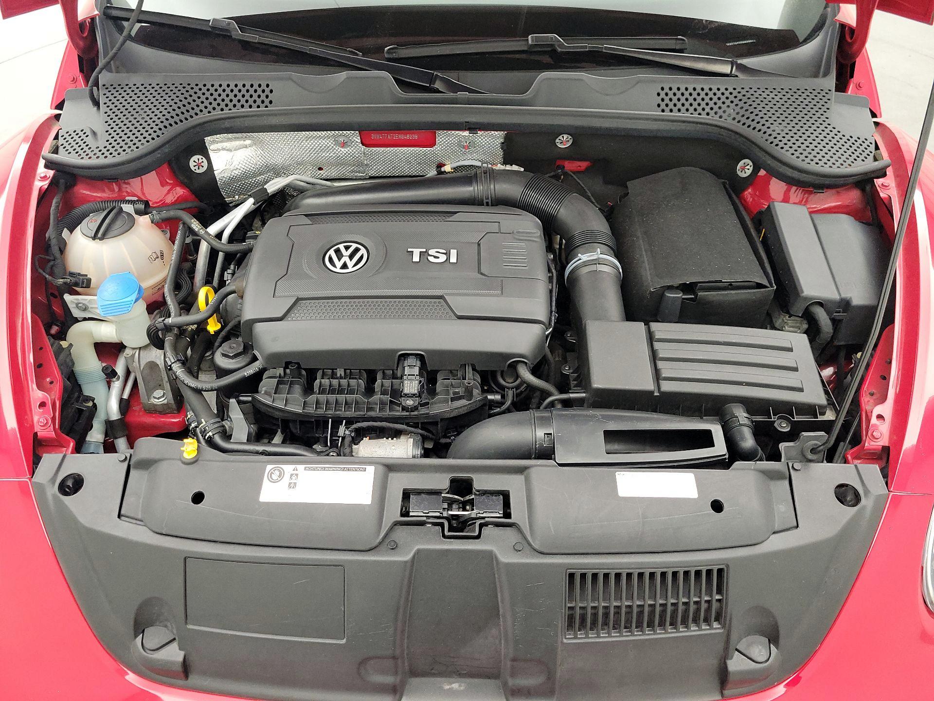 Thumbnail: 2014 Volkswagen Beetle - 20